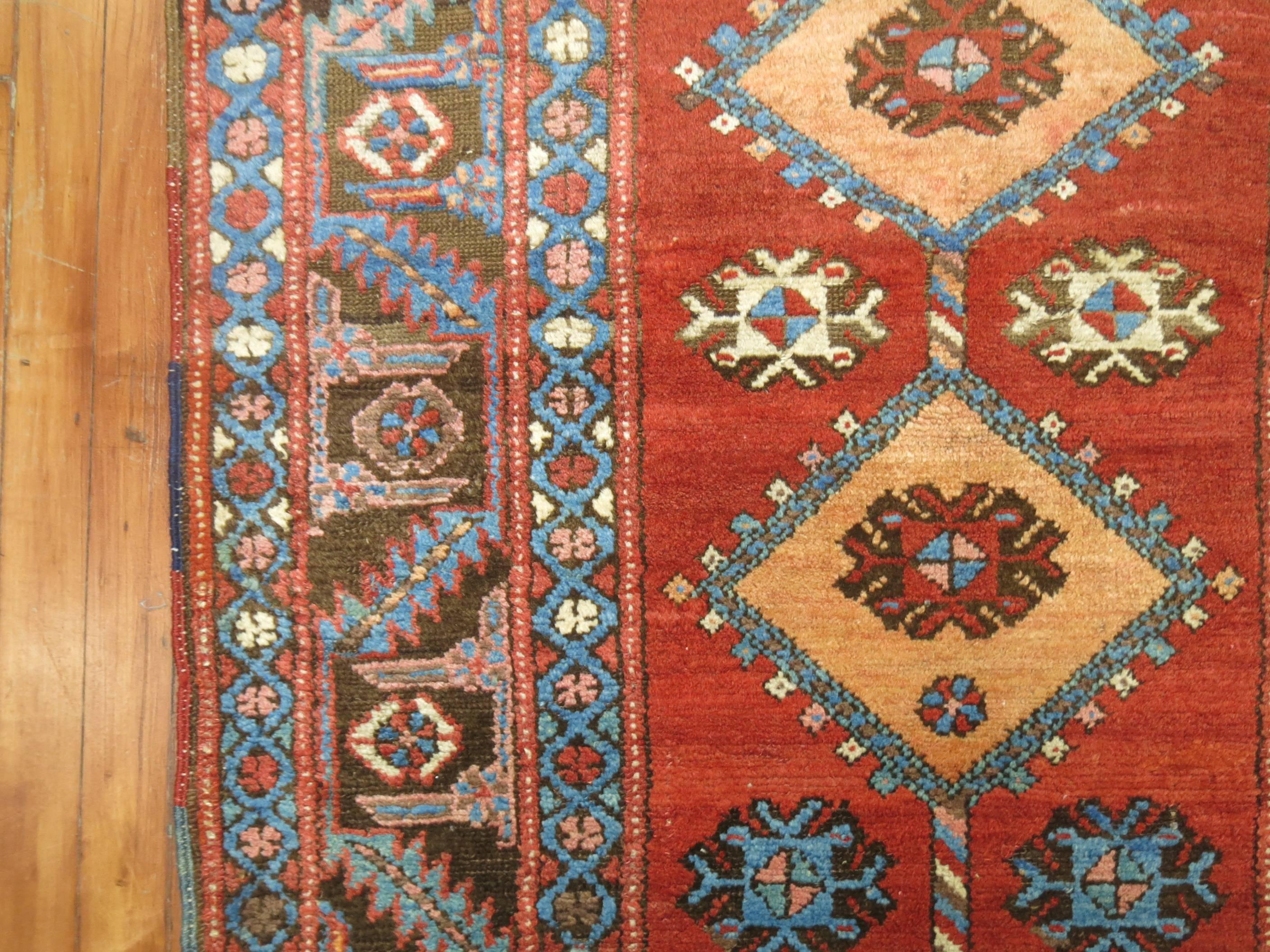 Tribal Persian Bakshaish Style Rug In Excellent Condition In New York, NY
