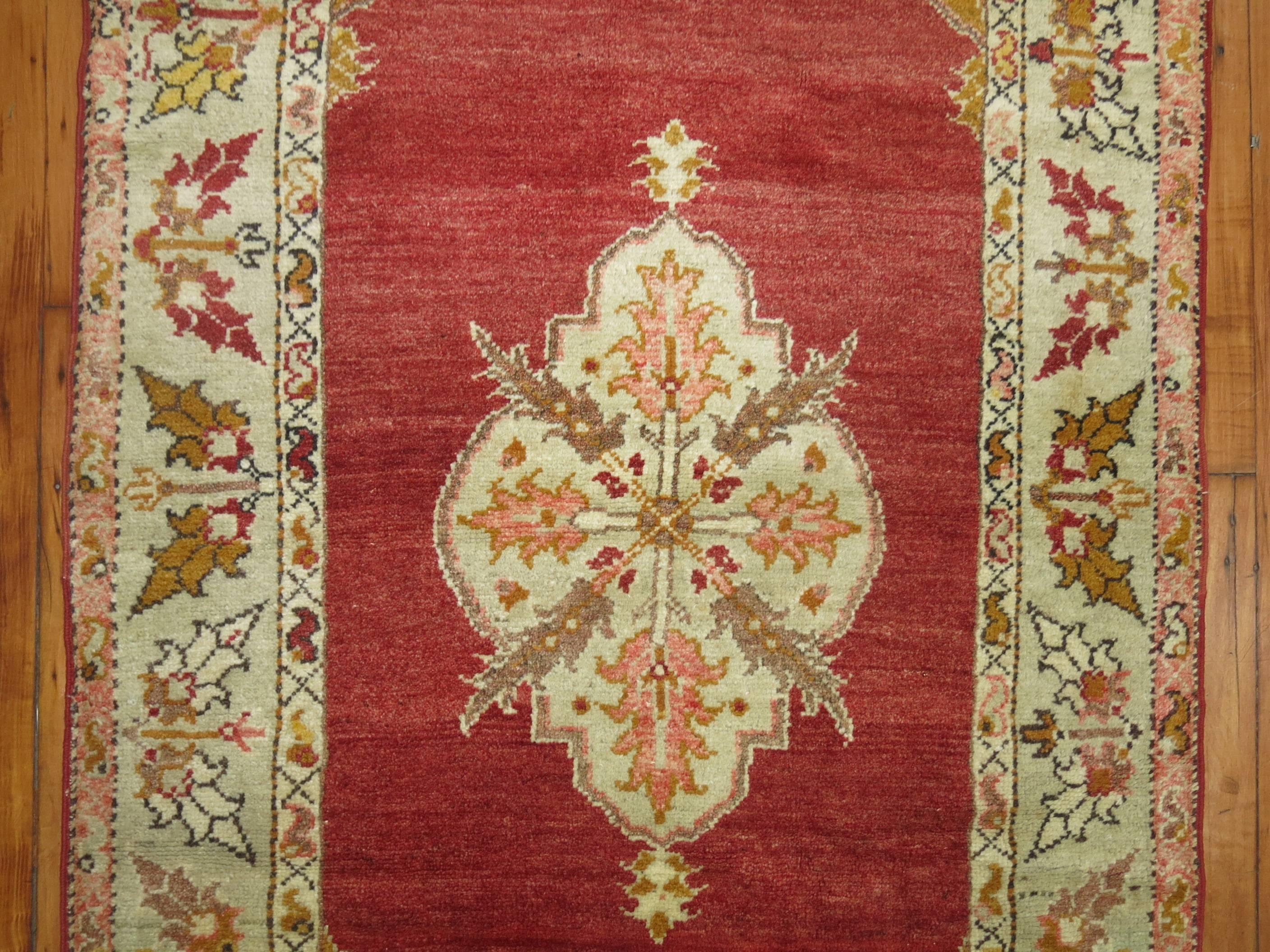 Antique Turkish Scatter Throw Rug In Excellent Condition For Sale In New York, NY