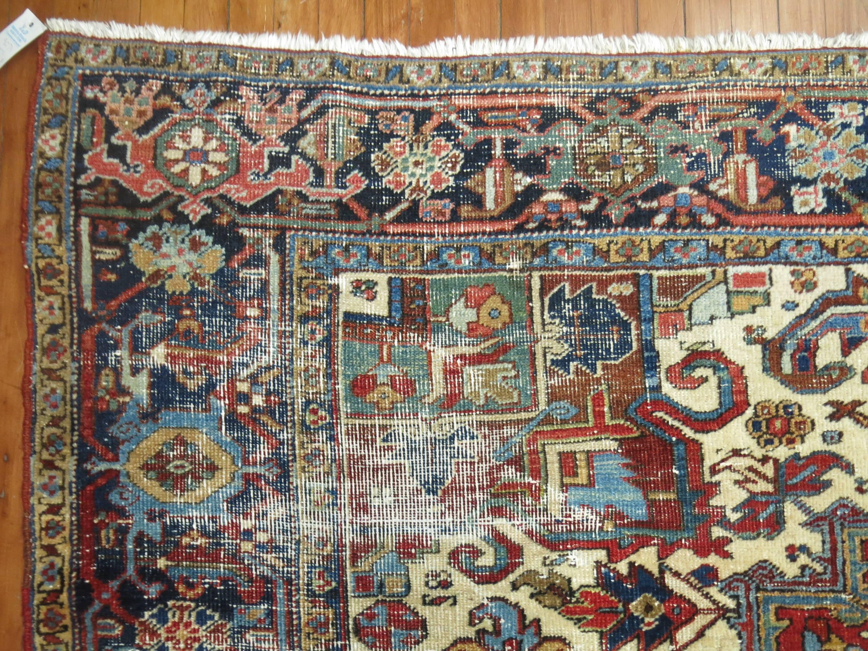 Traditional Worn Antique Persian Heriz Carpet In Distressed Condition In New York, NY