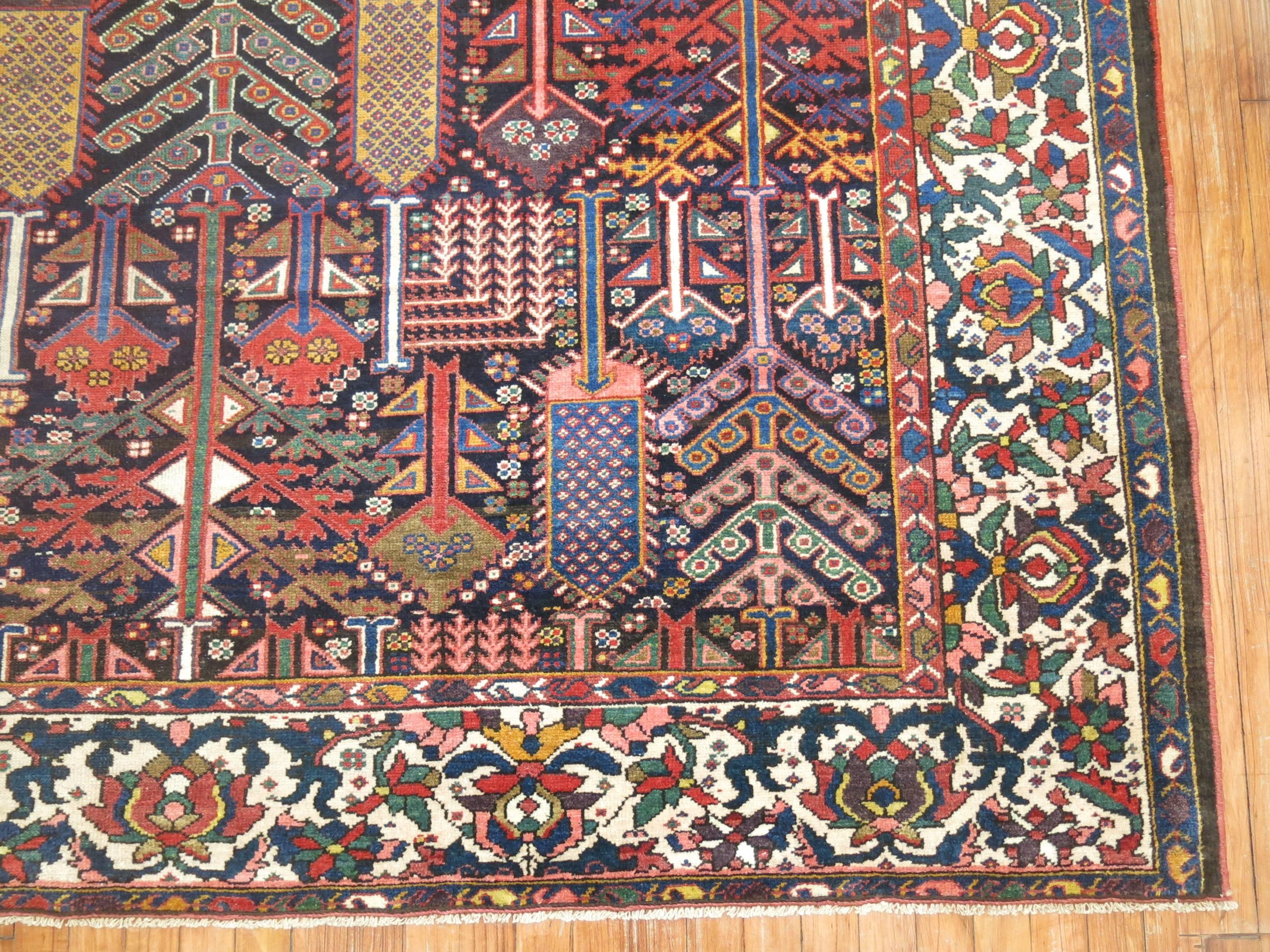 Antique Persian Bakhtiari Willow Tree Carpet In Excellent Condition In New York, NY