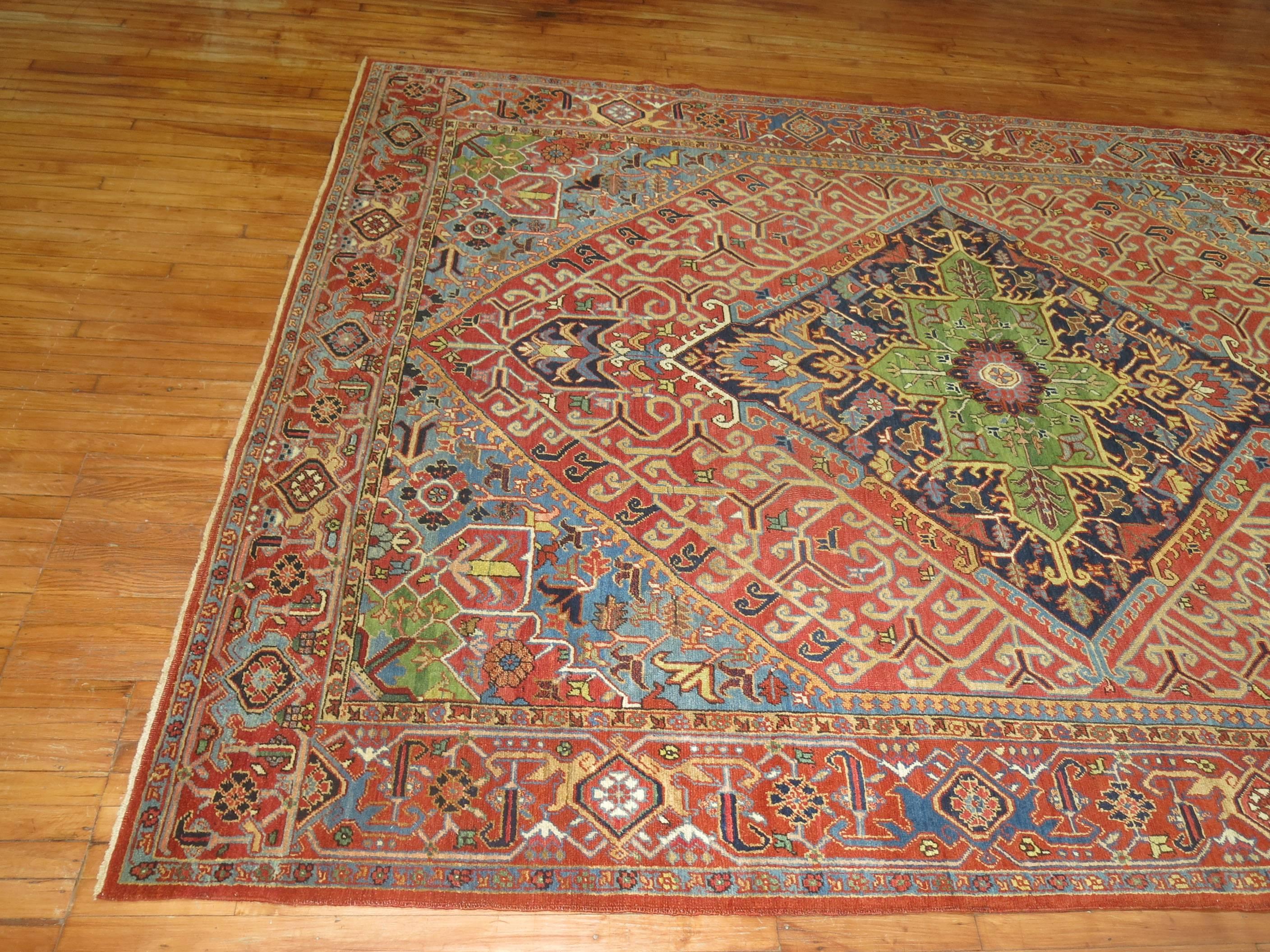 Unique Color Combo Antique Persian Heriz Carpet In Good Condition For Sale In New York, NY