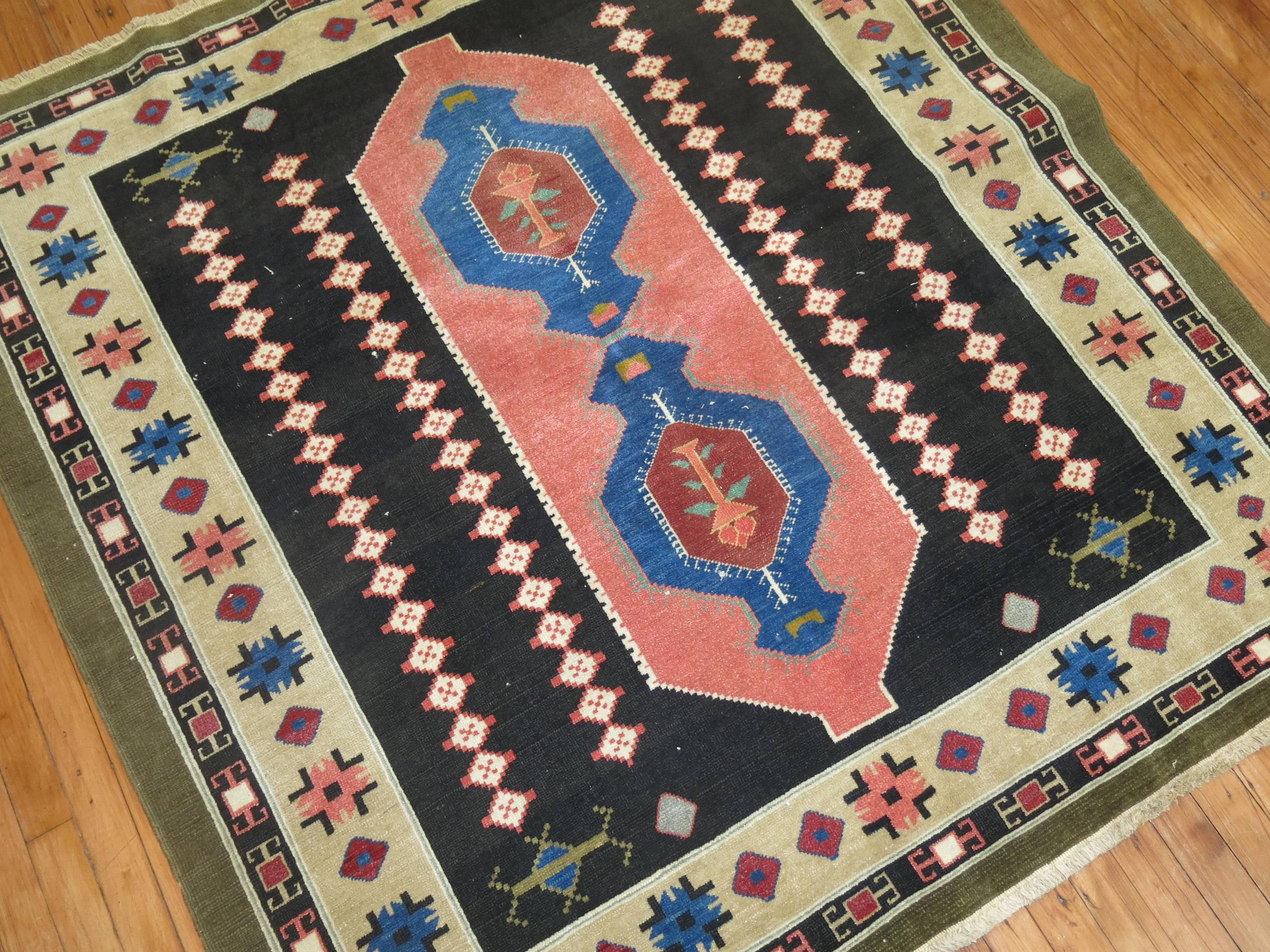 Alfombra antigua de Anatolia Anudado a mano en venta
