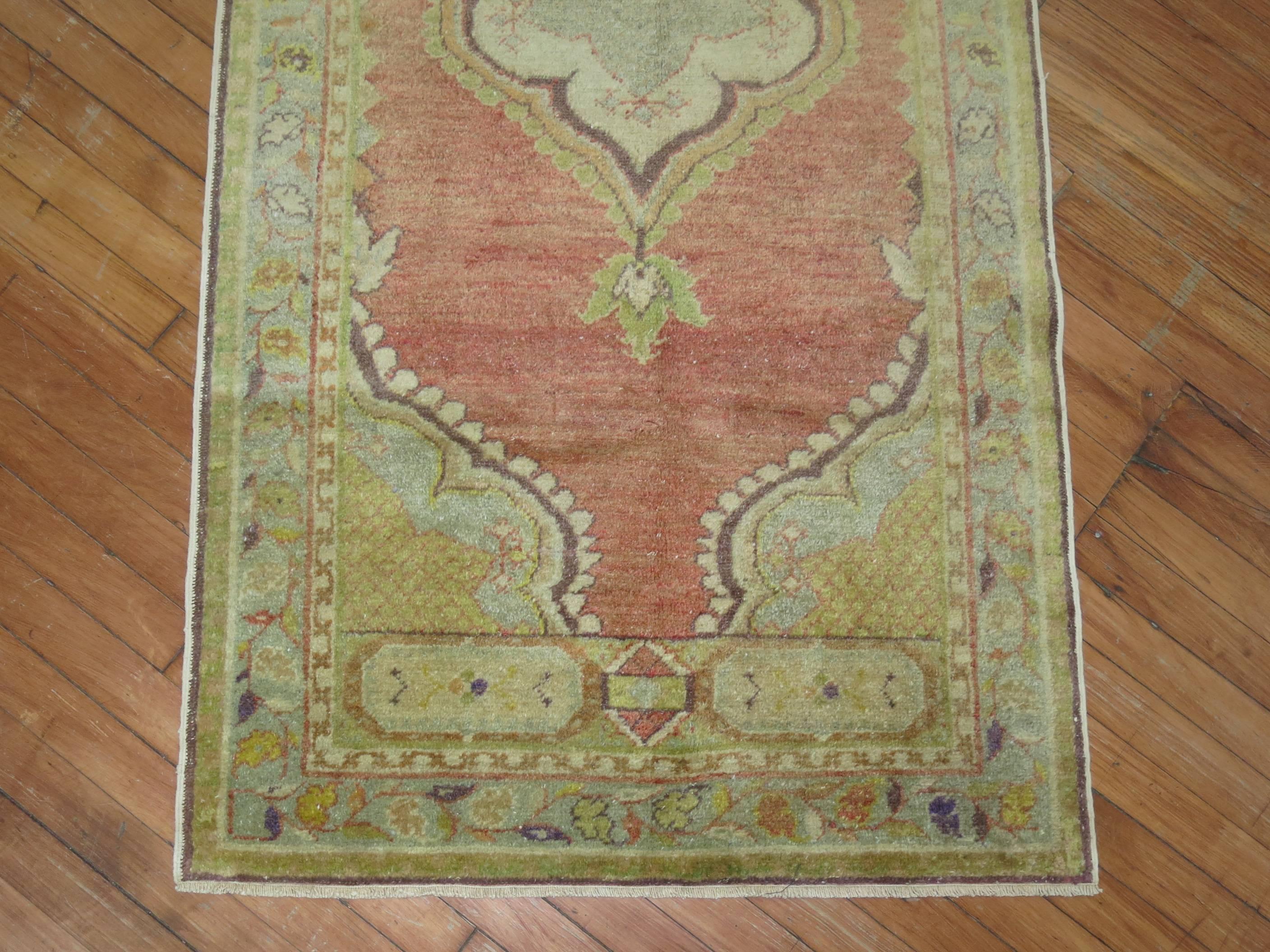 Vintage Turkish Oushak In Excellent Condition In New York, NY