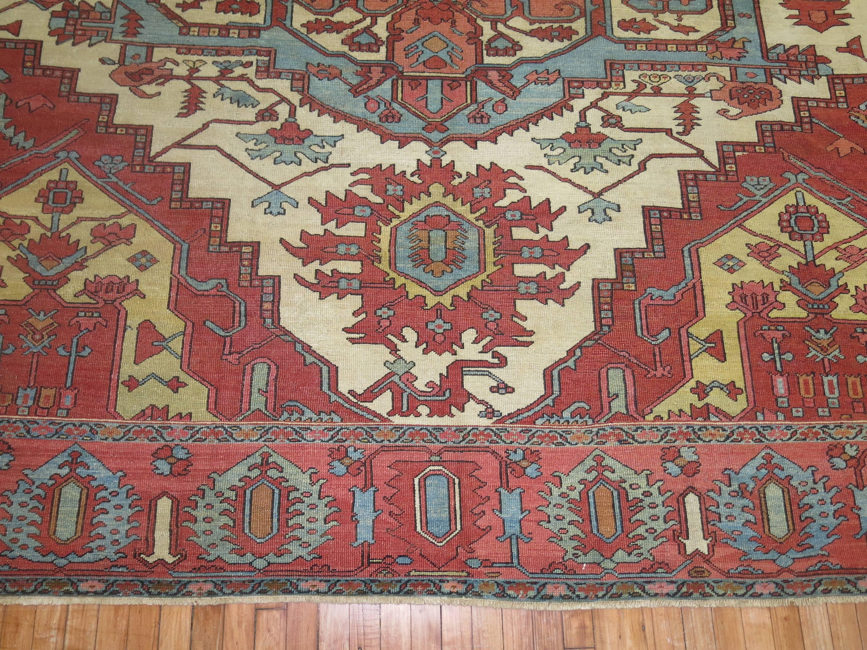 Square Ivory Pink Rust Antique Persian Serapi Carpet 2