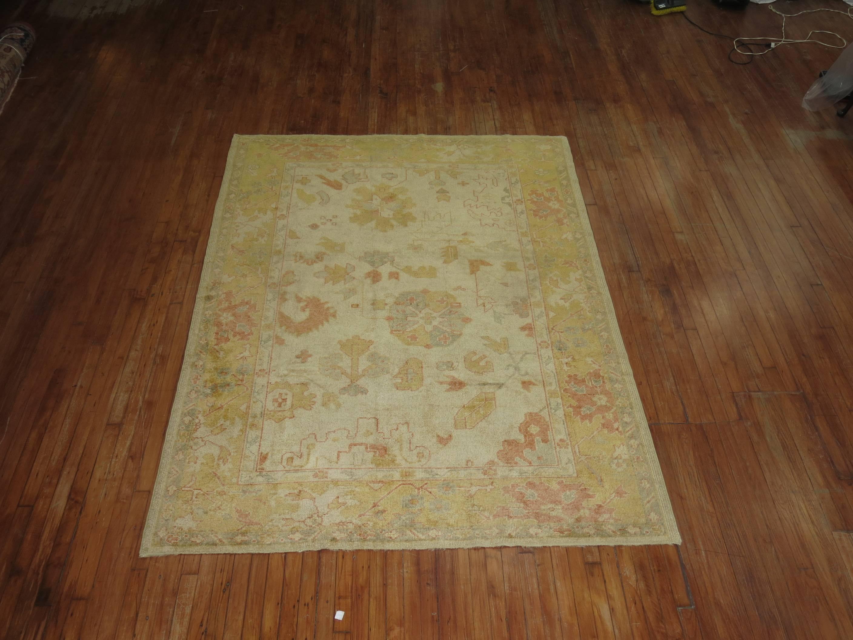 Vintage Inspired Angora Oushak In Excellent Condition In New York, NY