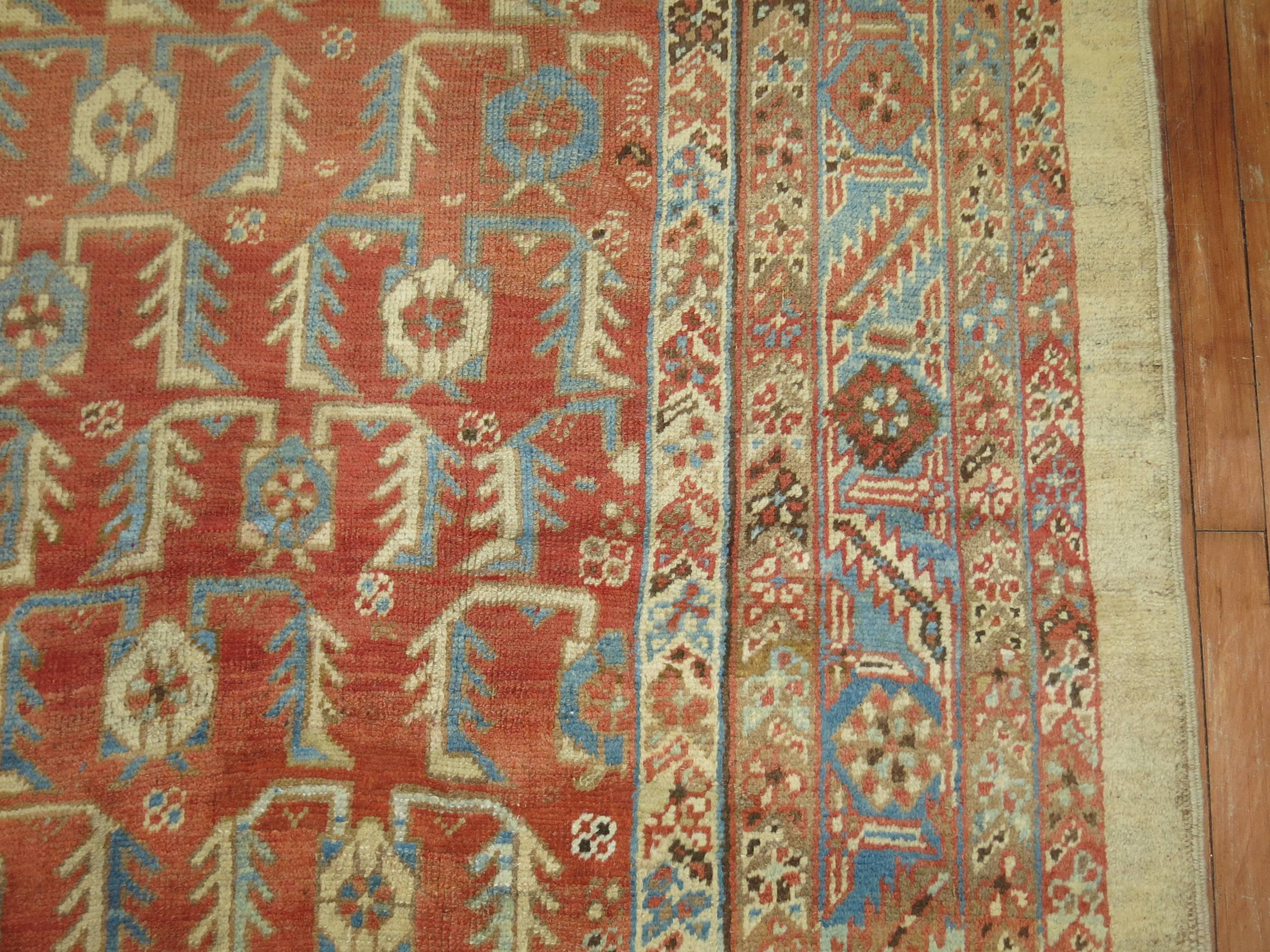 Antique Persian Bakshaish Rug In Good Condition For Sale In New York, NY