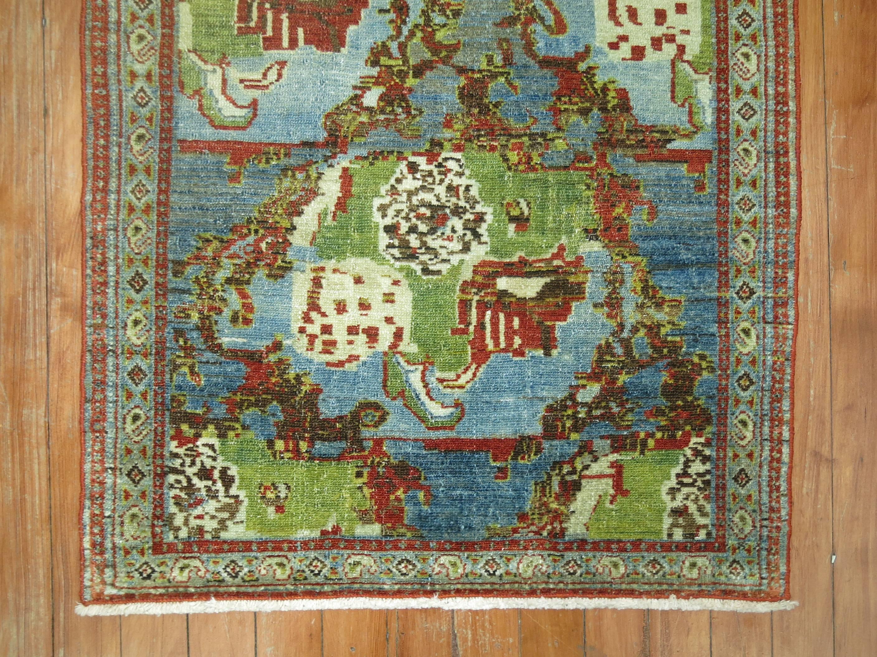 Zabihi Collection Schöner Mini Antiker Persischer Senneh Teppich (Arts and Crafts) im Angebot