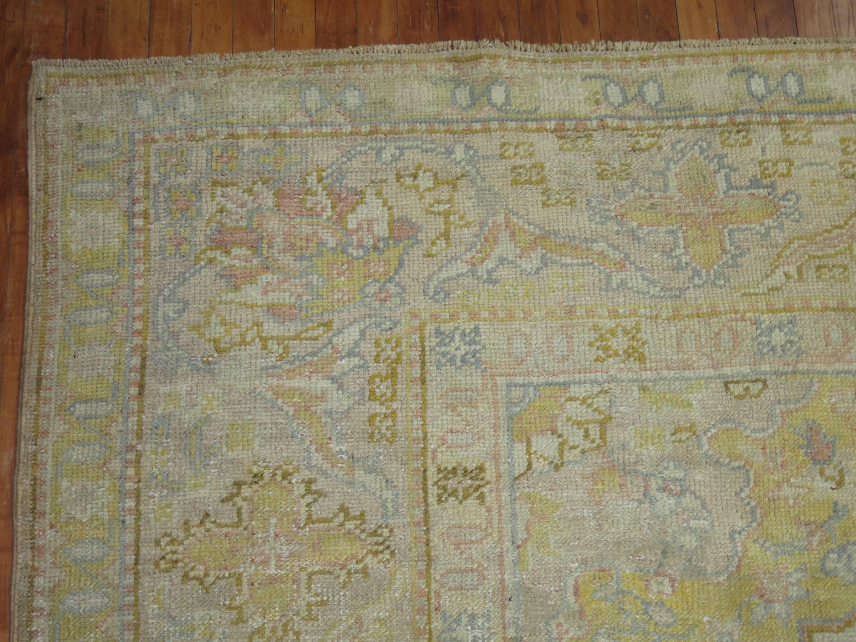 Ivory Pink Yellow Antique Turkish Oushak Rug, Early 20th Century For Sale 1