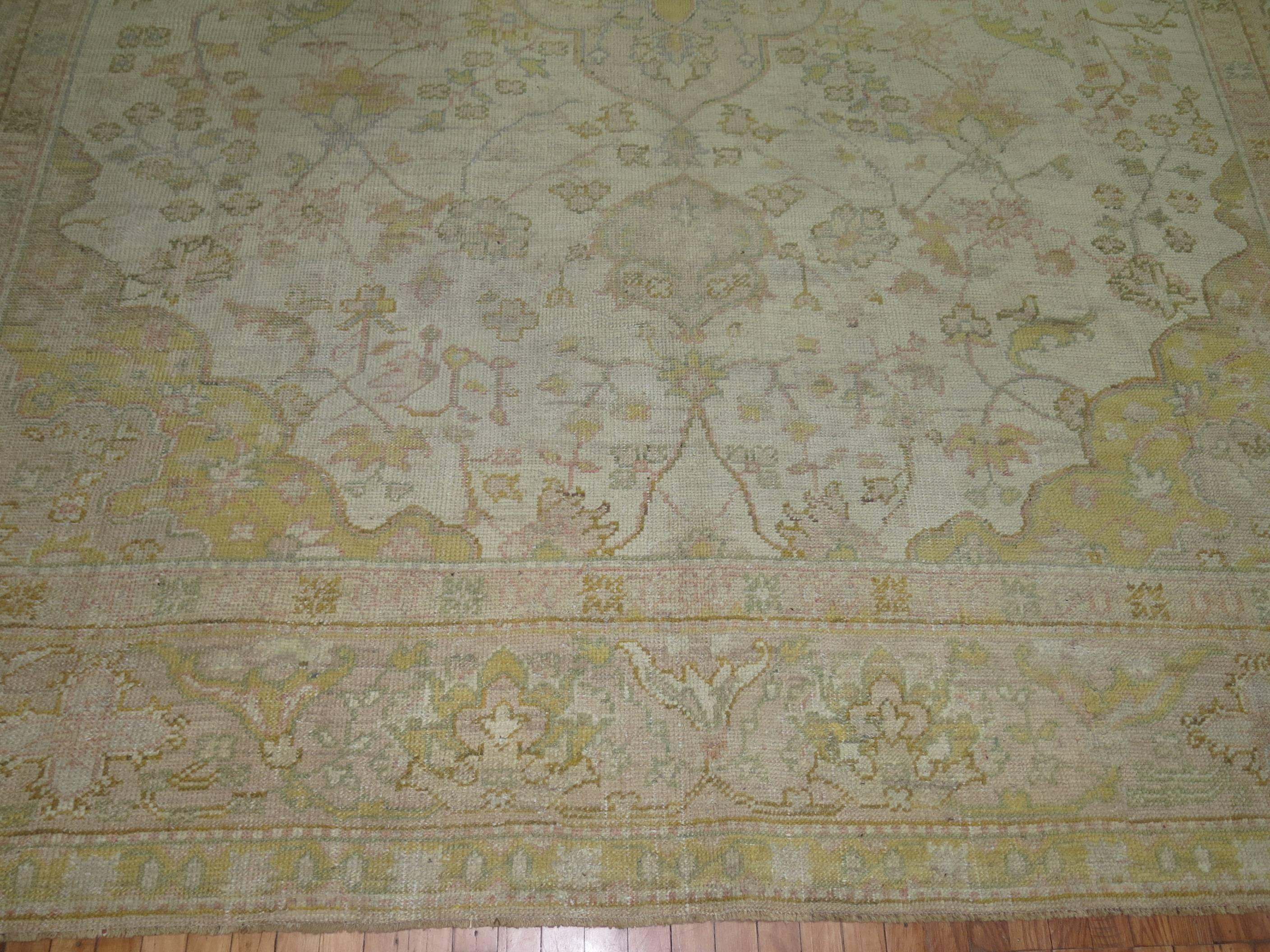 Ivory Pink Yellow Antique Turkish Oushak Rug, Early 20th Century For Sale 2