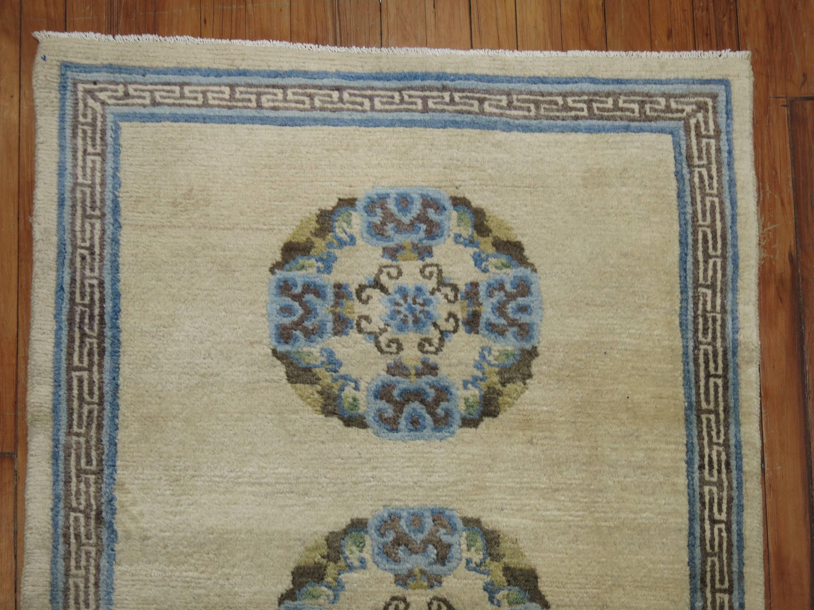 Chinese Export Ivory Light Blue Brown 20th Century Hand Knotted Wool Tibetan Scatter Throw Rug For Sale