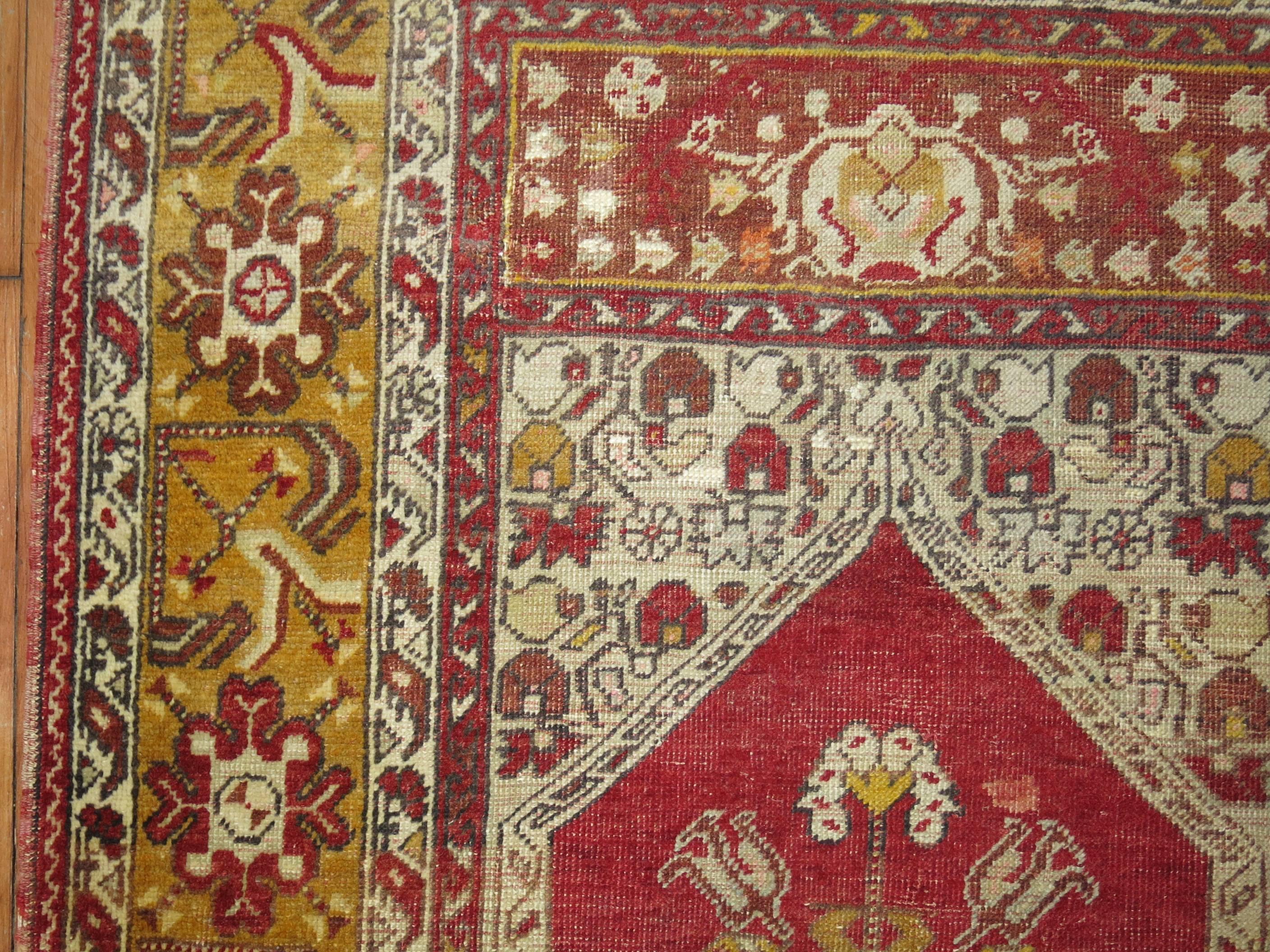 Red 20th Century Hand knotted Antique Turkish Prayer Design Throw Rug In Good Condition In New York, NY