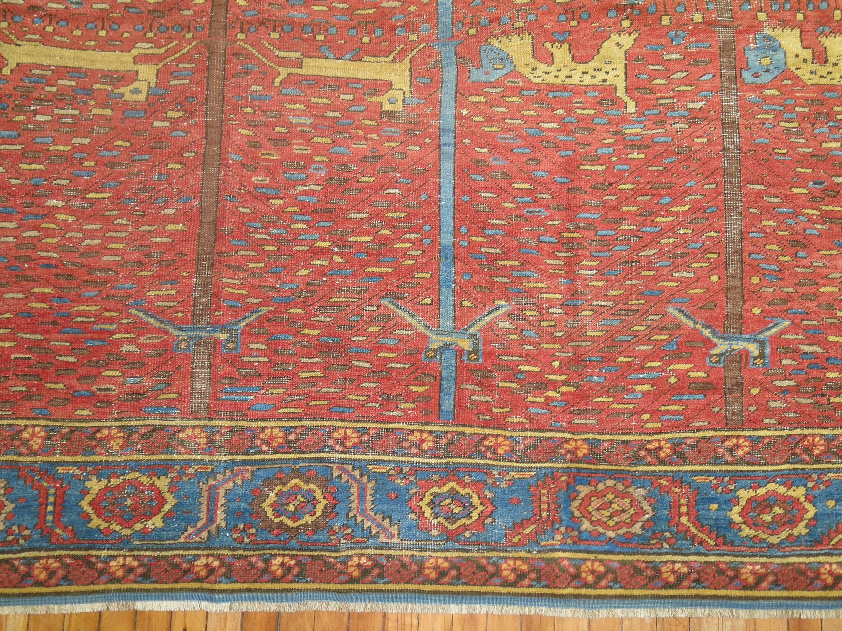Bildhauerischer Bakshaish-Teppich mit Tiermotiv, Nordwestpersien (19. Jahrhundert) im Angebot