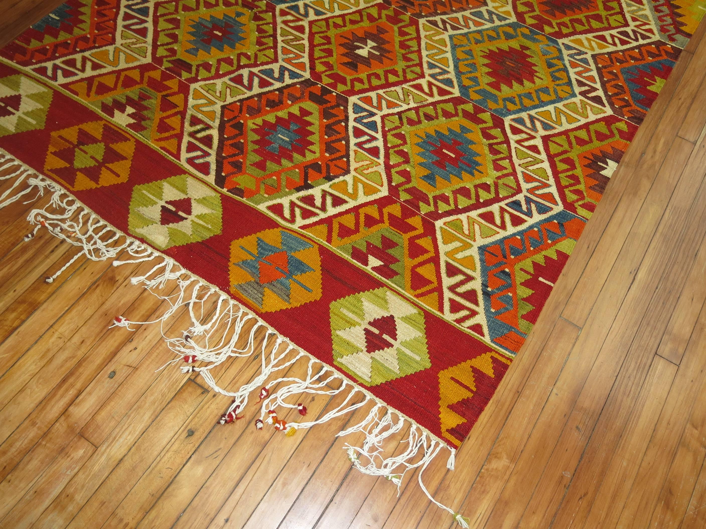 Bright Turkish Kilim Geometric Tribal Flat-Weave In Good Condition For Sale In New York, NY