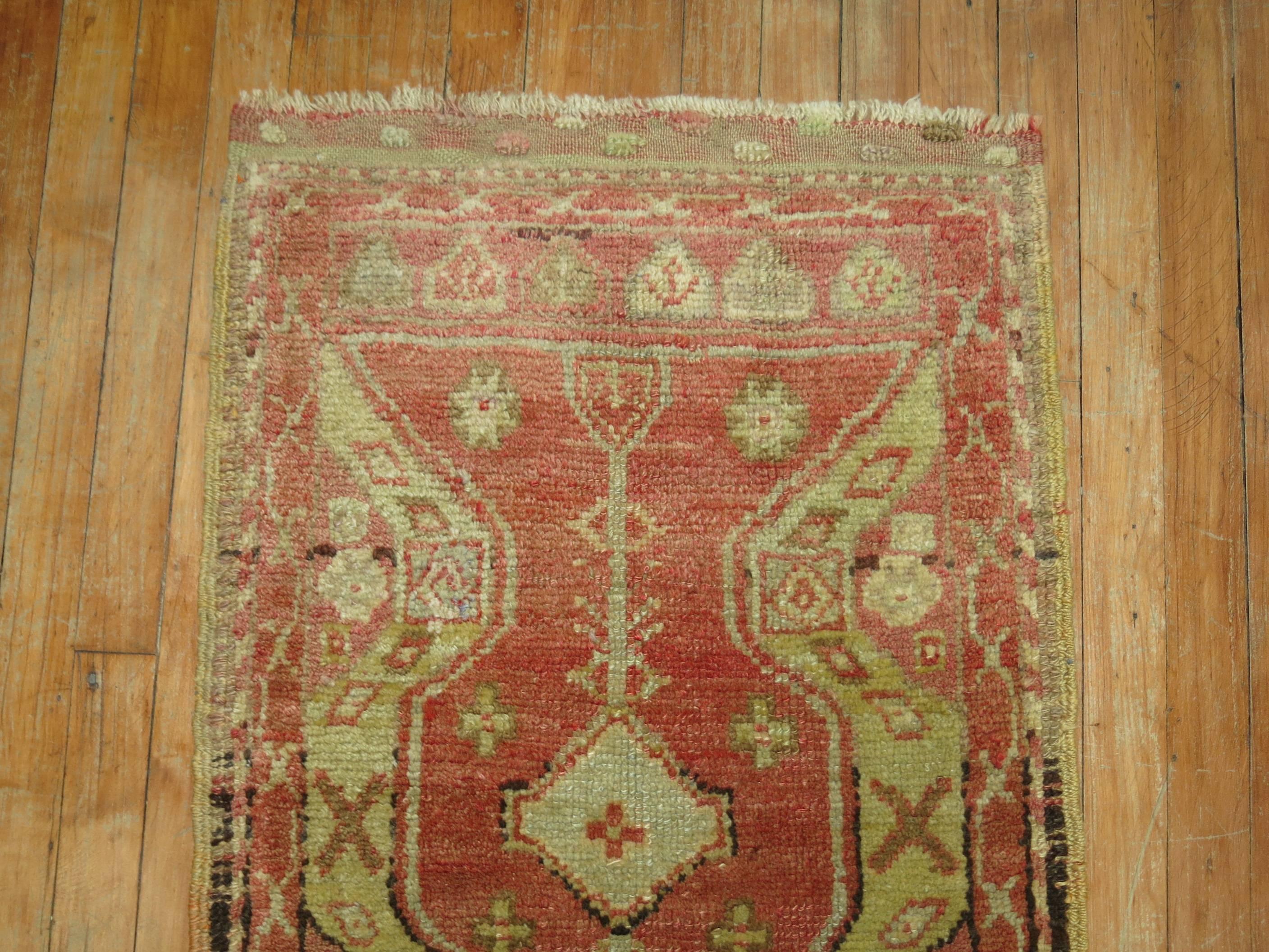 Antique Oushak Anatolian Rug Mat In Excellent Condition In New York, NY