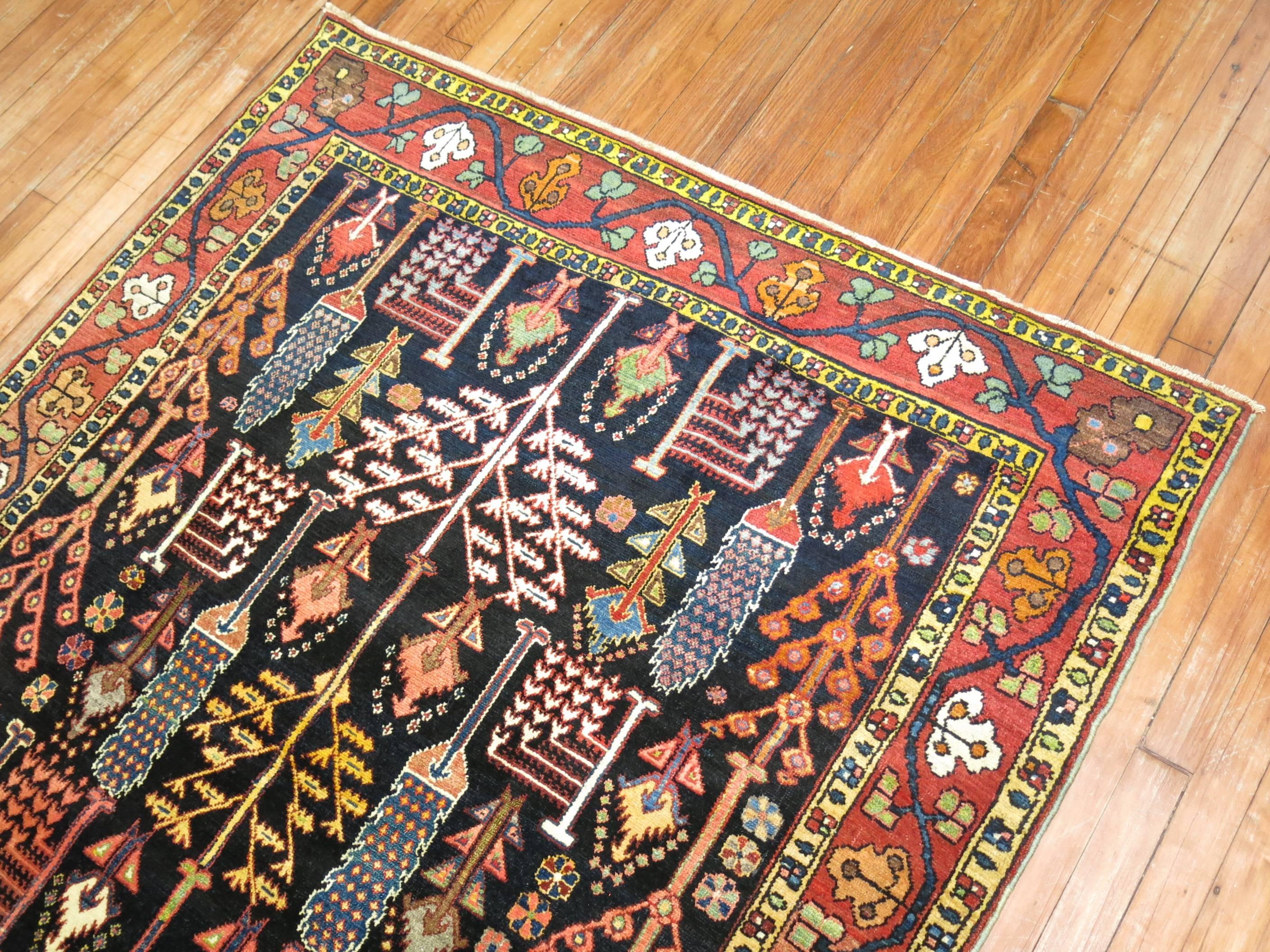 Antique Persian Willow Tree Persian Bakhtiari Rug In Excellent Condition In New York, NY