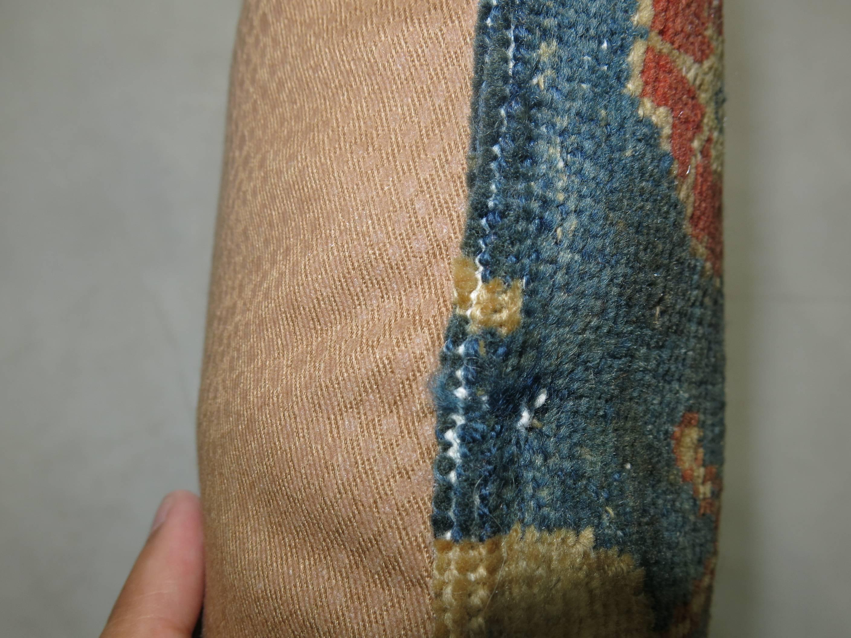 Pillow made from Indian Agra rug. Poly Fill insert and zipper closure

Measures: 16