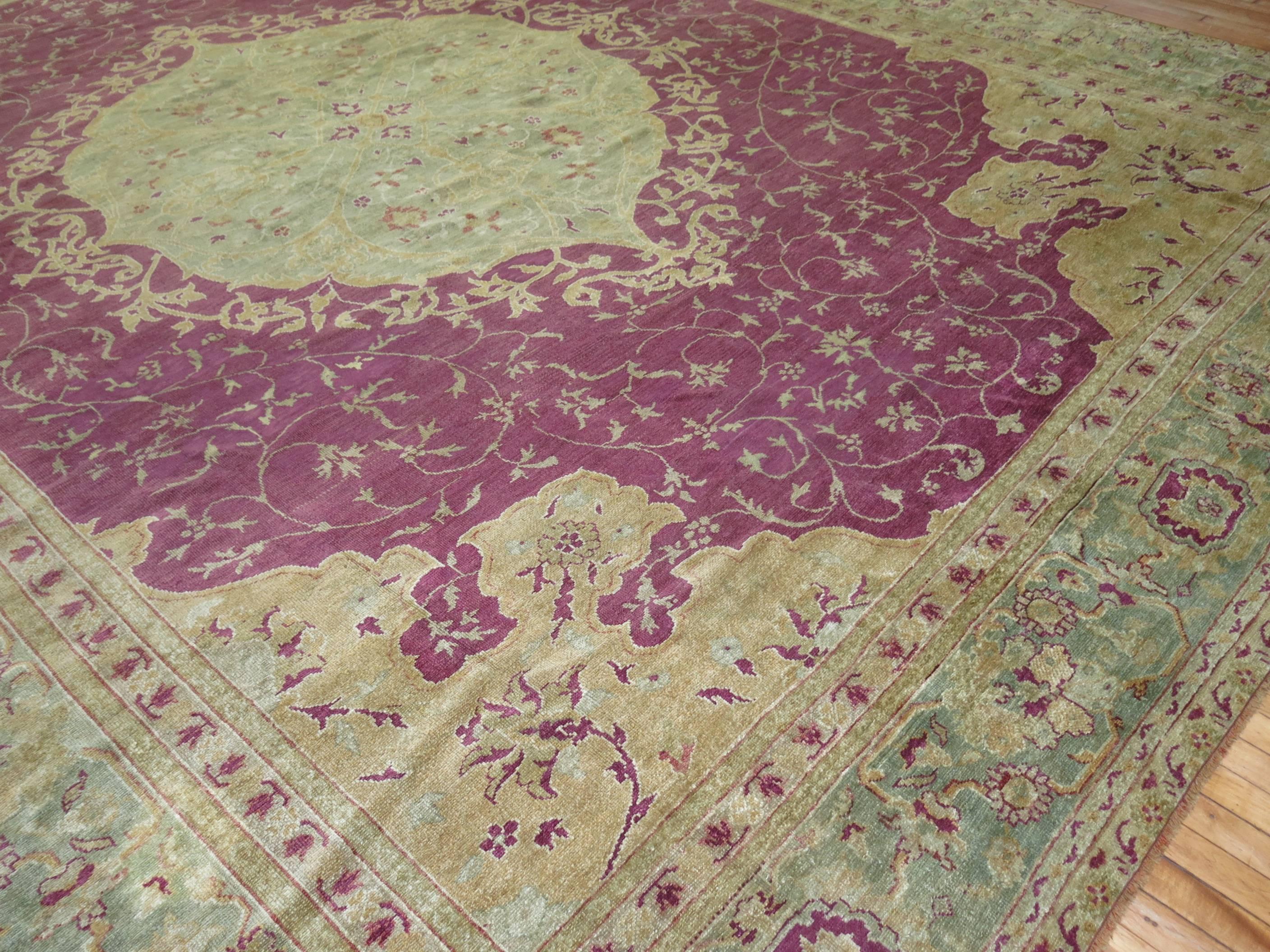 Plum Color Early 20th Century Antique Turkish Ghiordes Rug In Excellent Condition For Sale In New York, NY