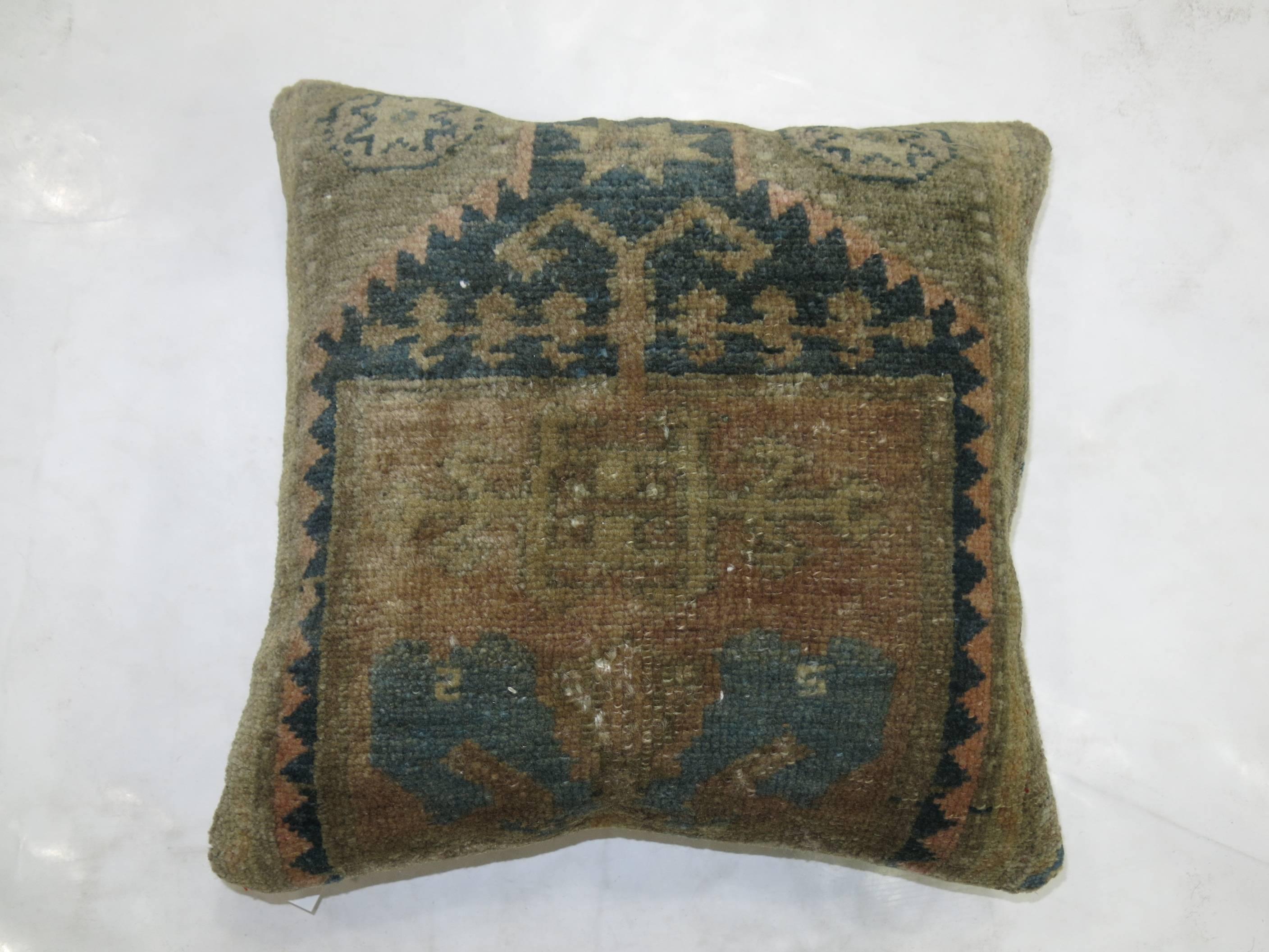 20th Century Pair of Turkish Oushak Rug Pillows