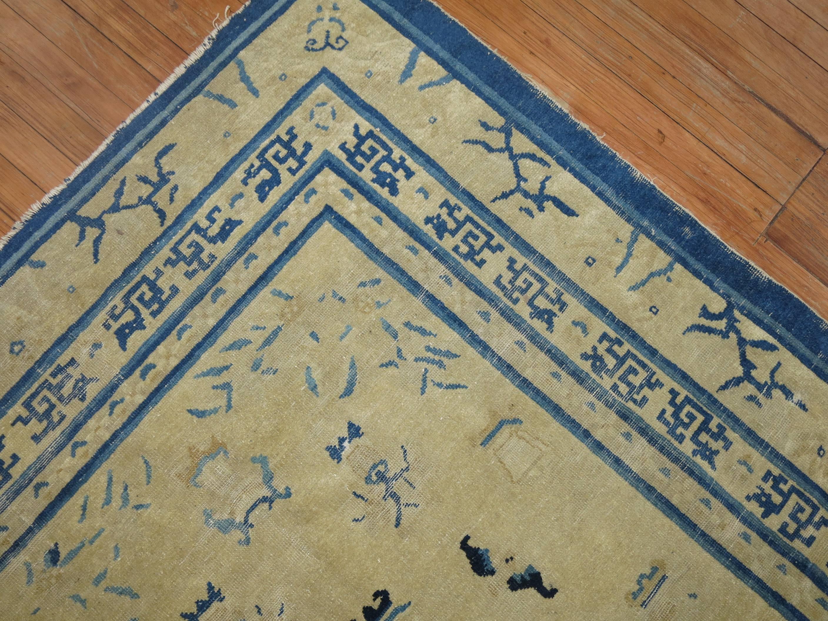 Tan Blue Color Early 20th Chinese Peking Oriental Antique Wool Rug In Good Condition For Sale In New York, NY