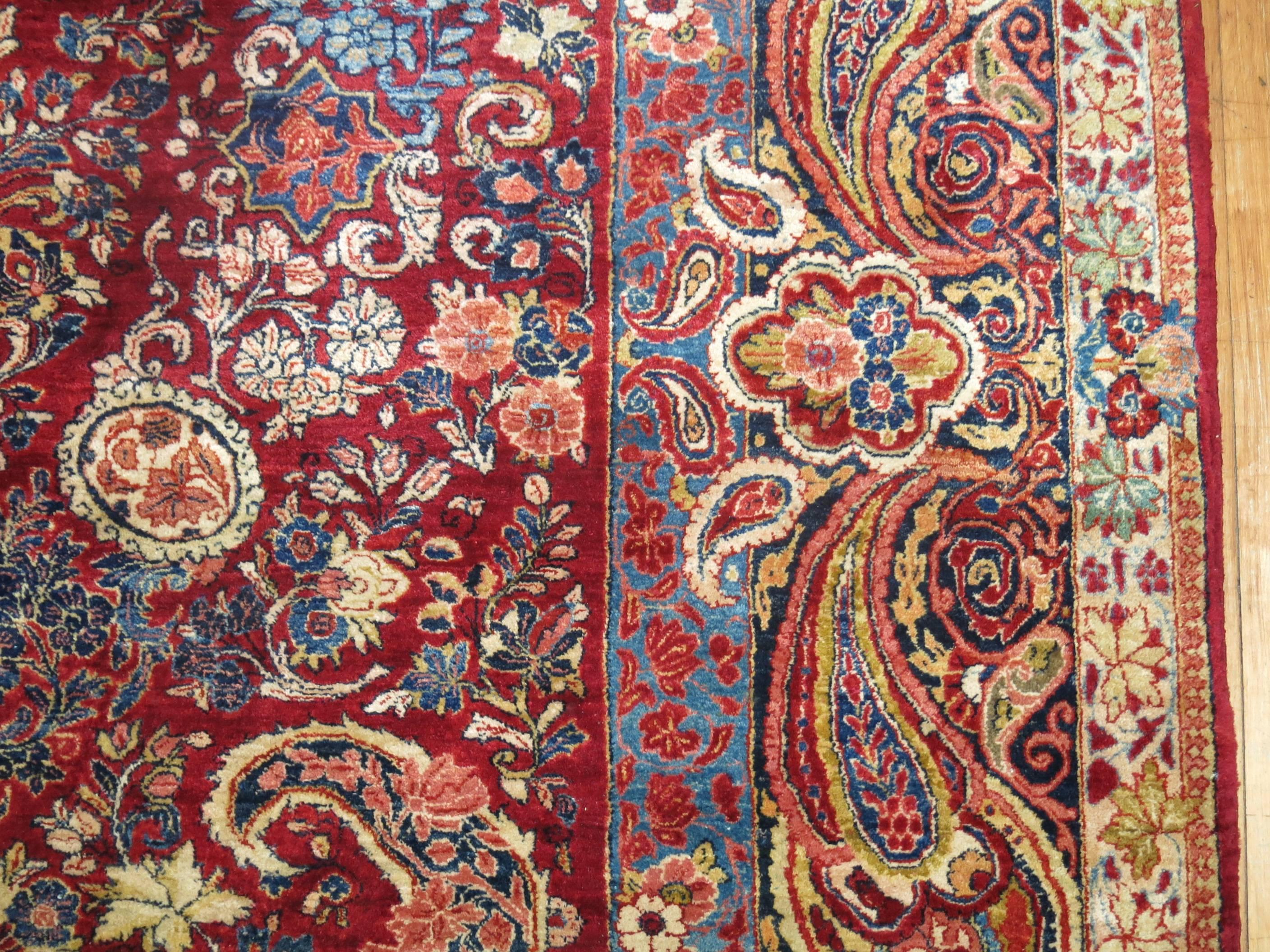 Quadratischer persischer Sarouk-Teppich (Wolle) im Angebot