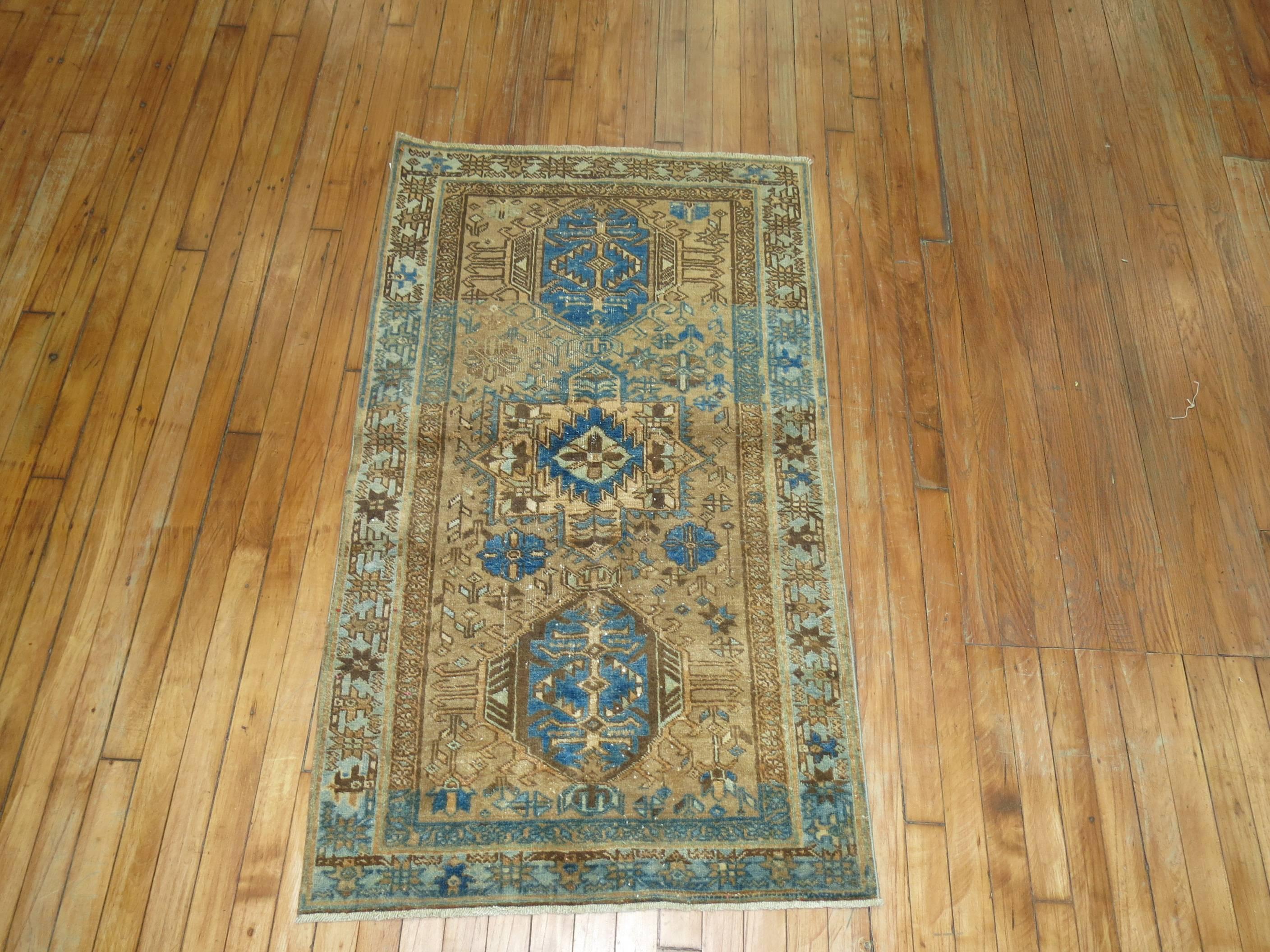 Persian Heriz Rug In Good Condition In New York, NY