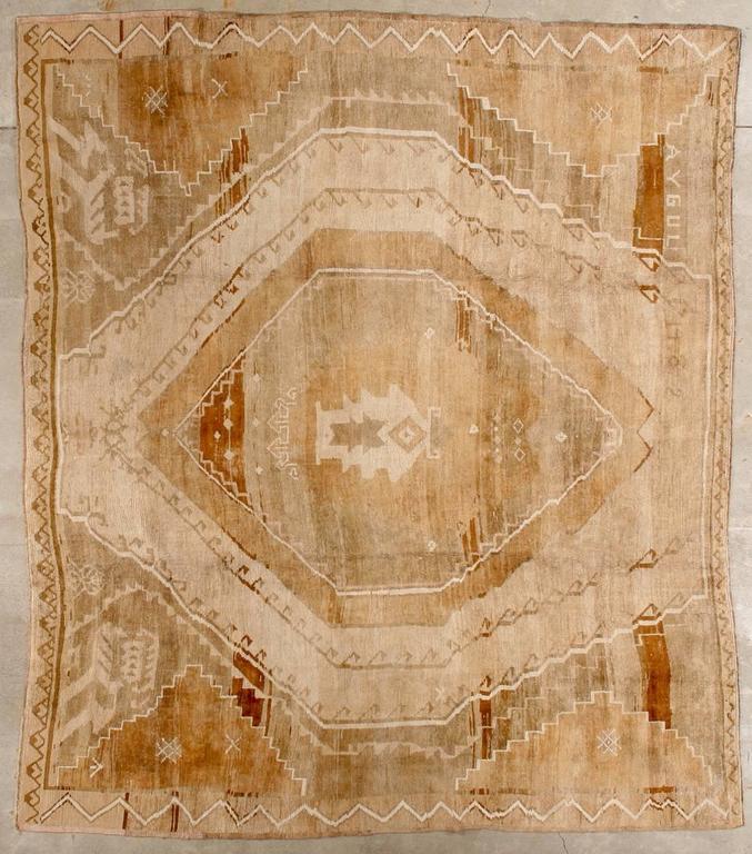 Vintage Turkish Geometric Rug at 1stdibs