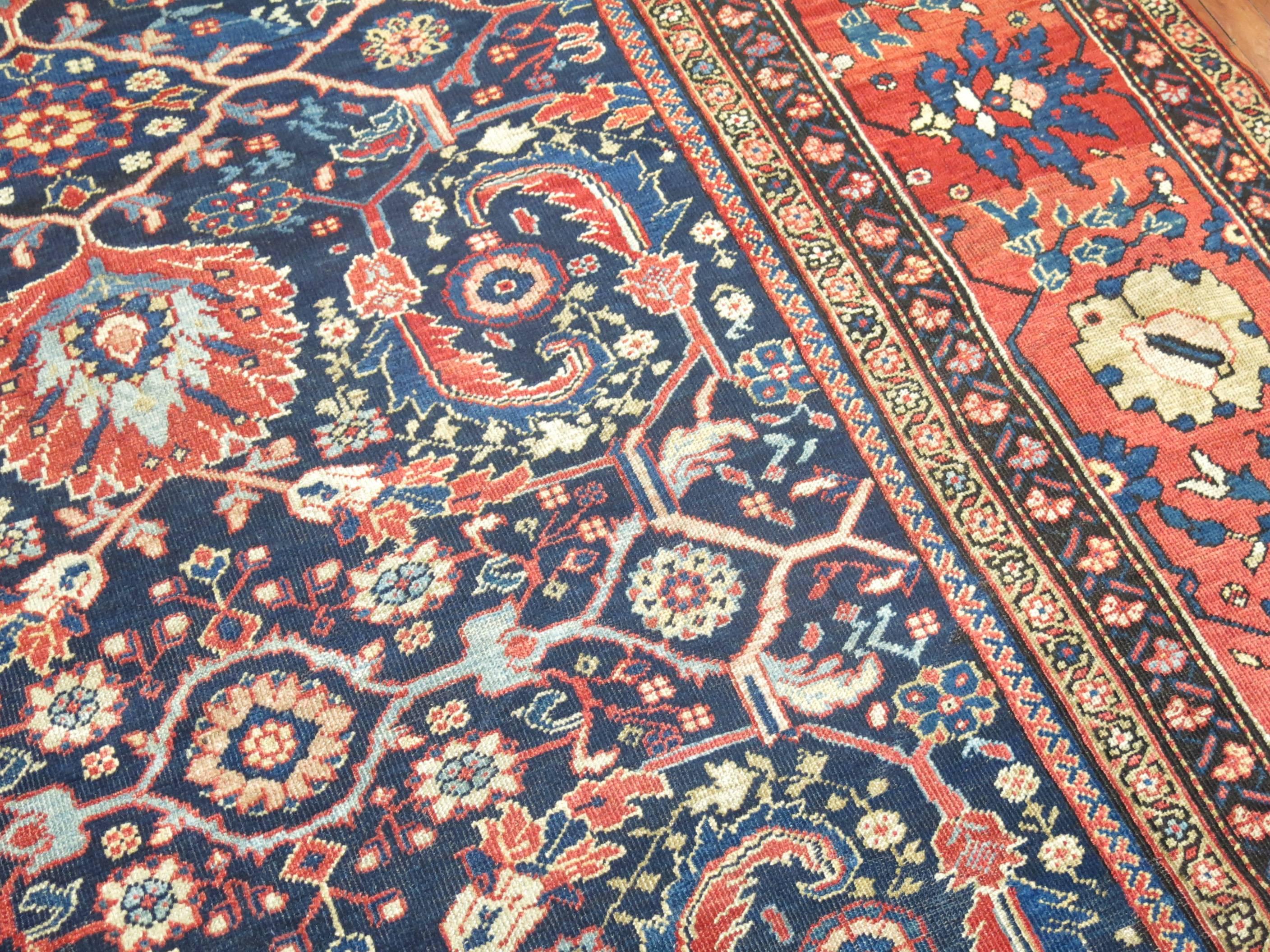 Tapis traditionnel surdimensionné persan ancien en laine de Sultanabad Mahal Bon état - En vente à New York, NY