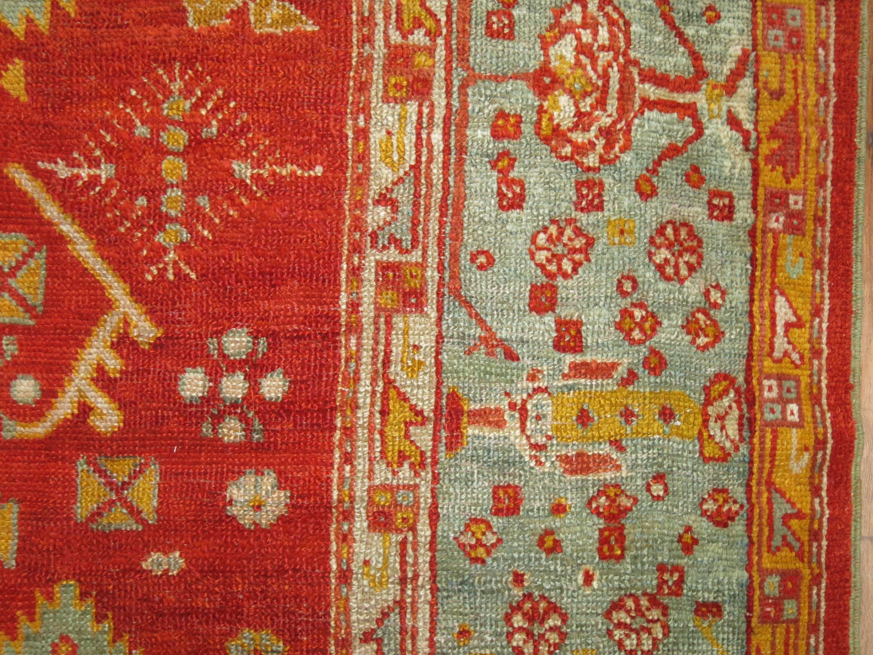 Angora Antique Oushak Rug In Excellent Condition For Sale In New York, NY