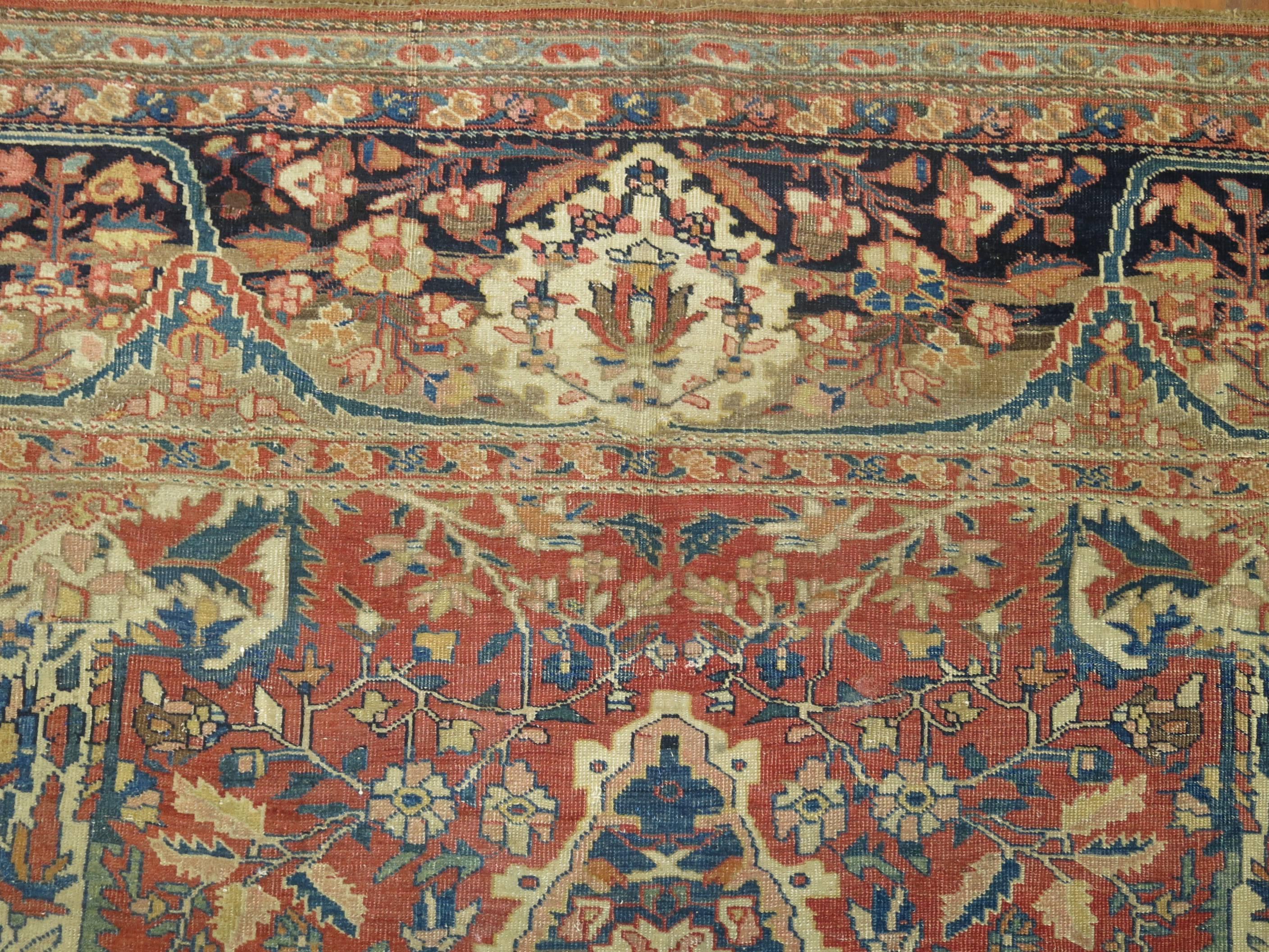 Fédéral Superbe tapis persan ancien Sarouk Ferehan traditionnel en sarouk rouille et abrash de taille standard en vente