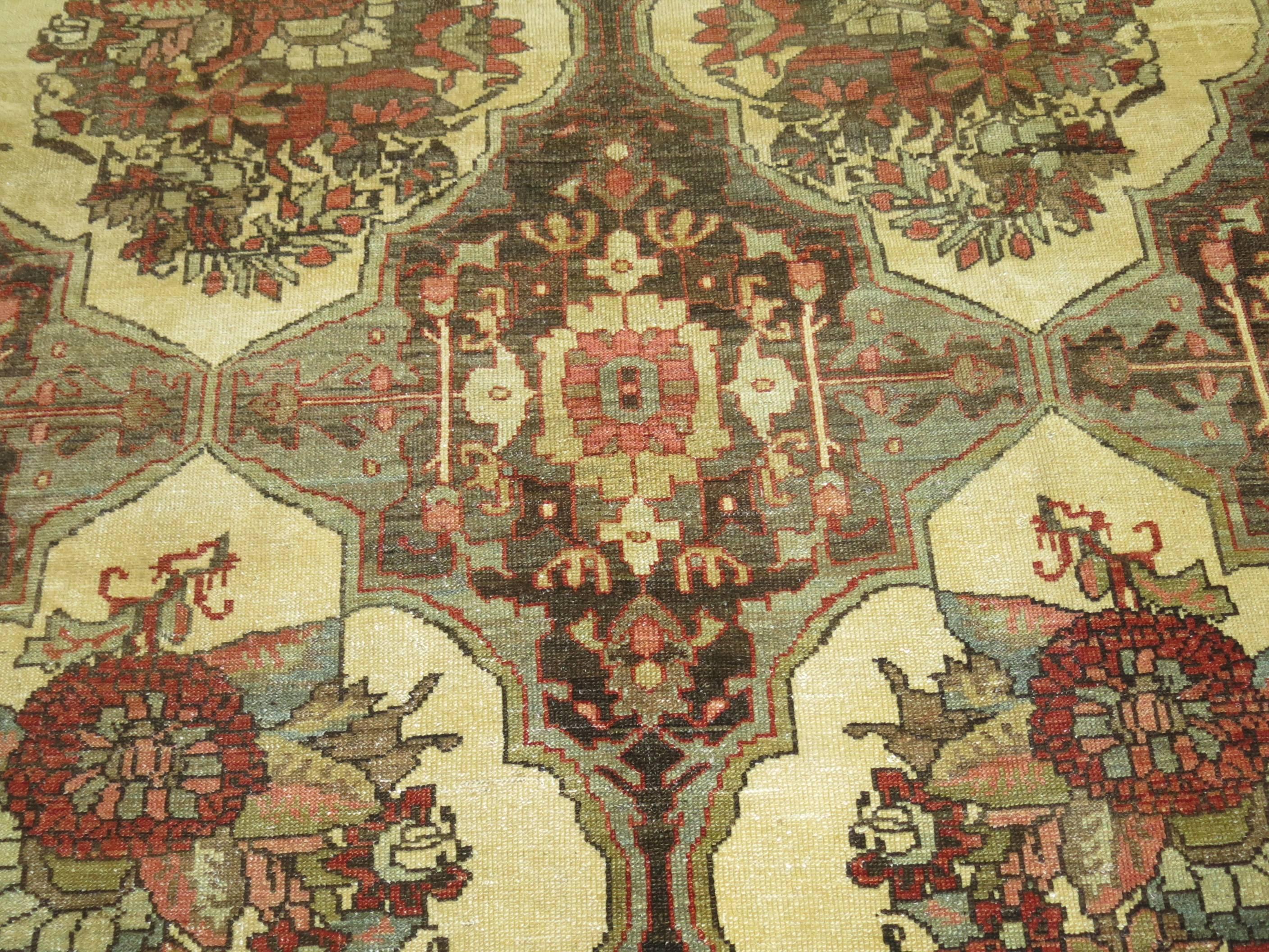 Antique Persian Bakhtiari Carpet 3