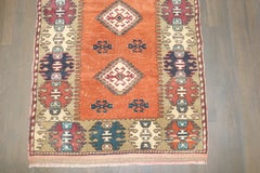 Tappeto turco anatolico vintage a motivo "Pumpkin Ground" della collezione Zabihi