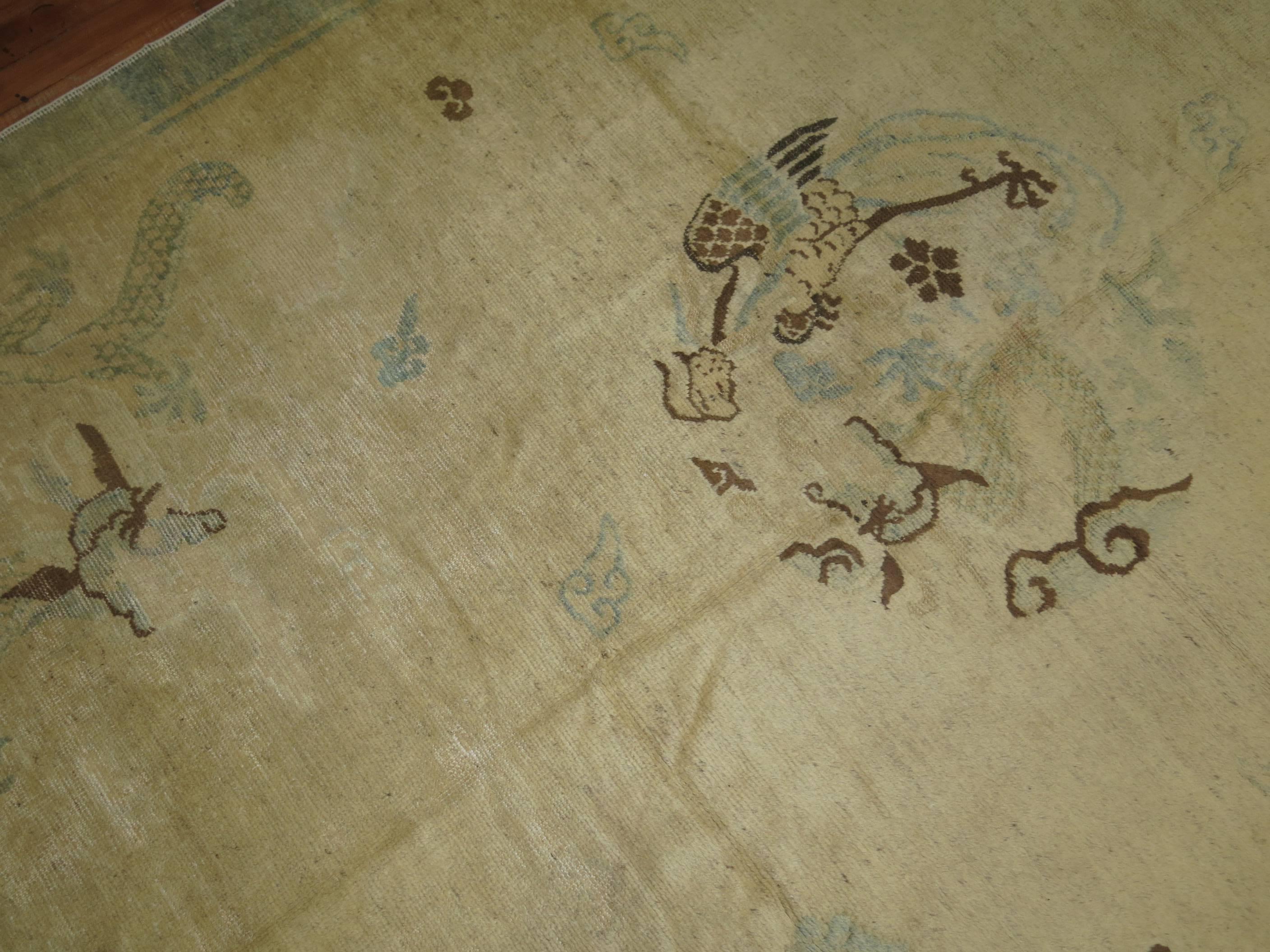 Dragon Chinese Peking Rug In Excellent Condition For Sale In New York, NY