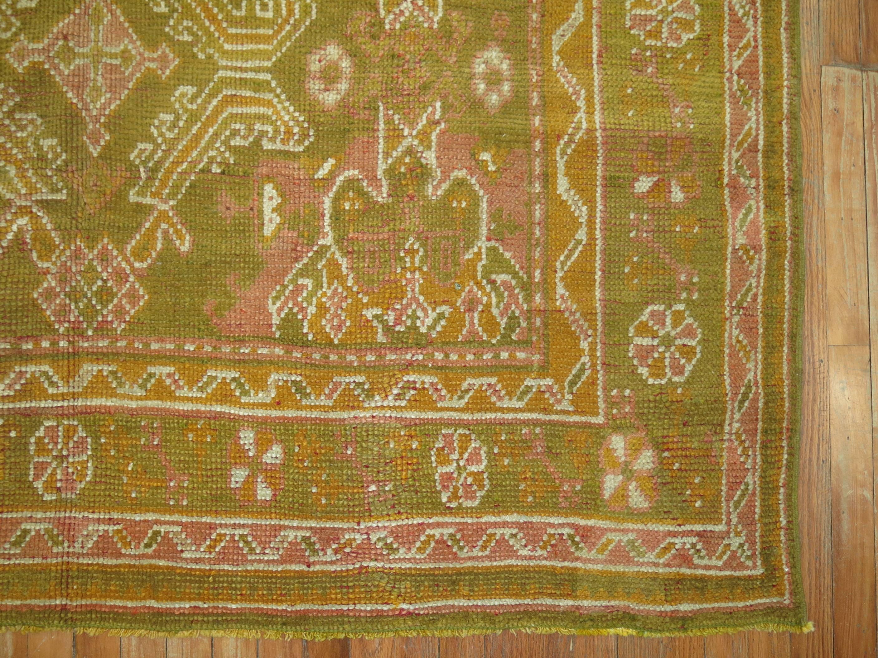 Army Green Pink Mustard Color Gallery Size Turkish Oushak Early 20th Century Rug In Excellent Condition For Sale In New York, NY