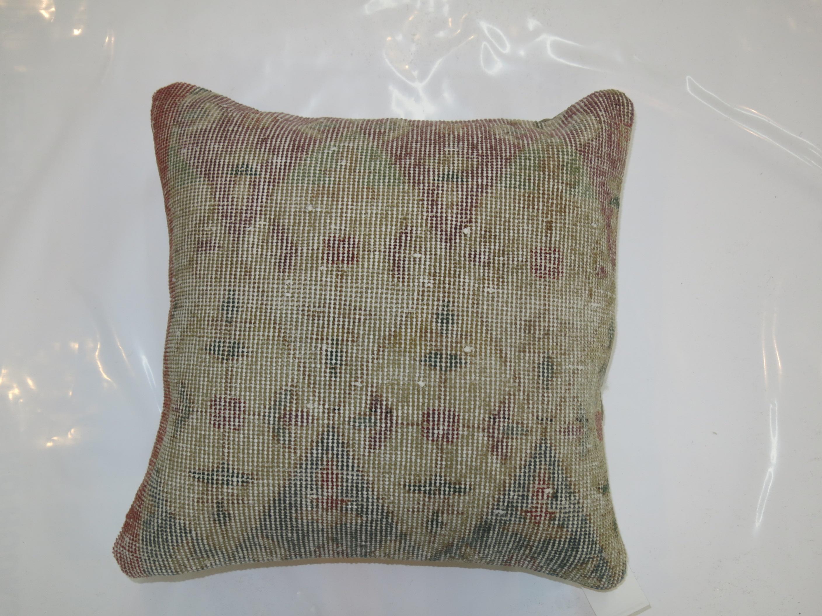 Distressed Turkish Pillow NO RESERVE In Good Condition For Sale In New York, NY