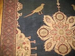 Tapis long couloir graphique Pigeon Karabagh de la collection Zabihi