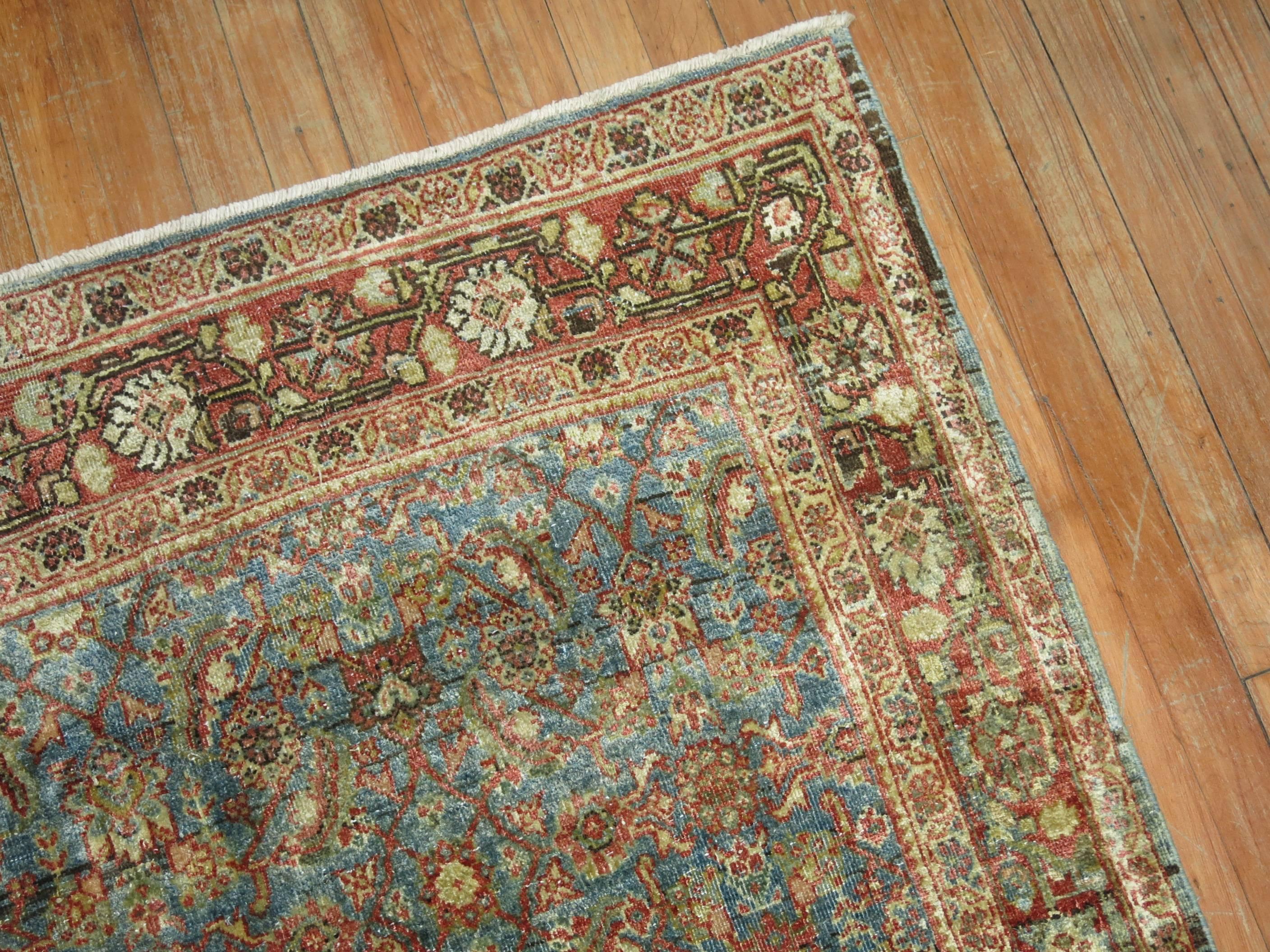 Elegant Antique Persian Mahal Rug In Good Condition In New York, NY