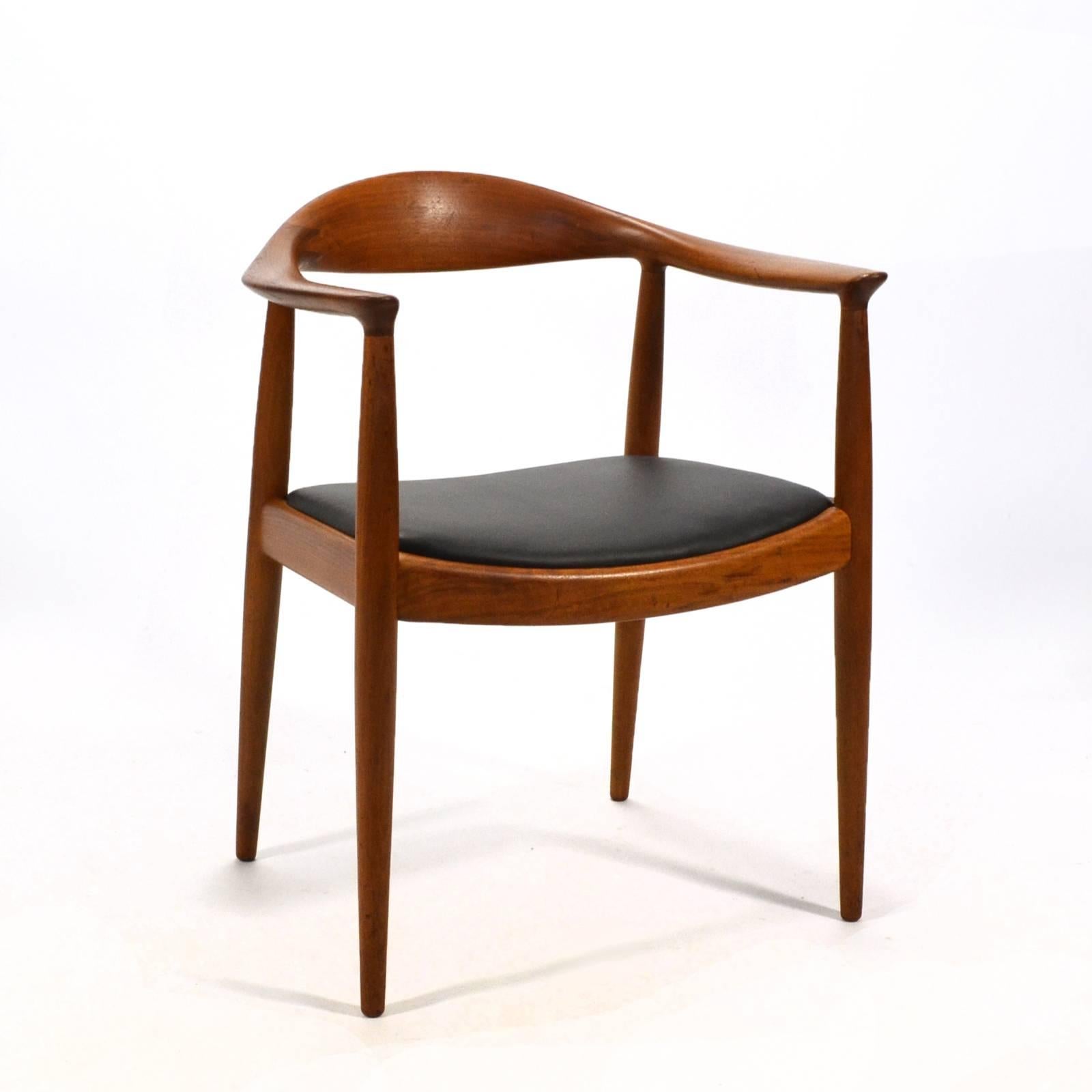 Arguably the most important and best realized of Hans Wegner’s chairs, the round back or “The Chair” was designed in 1948. Exquisitely constructed by cabinetmaker Johannes Hansen it’s subtle beauty is matched by it’s comfort. Made famous in the US
