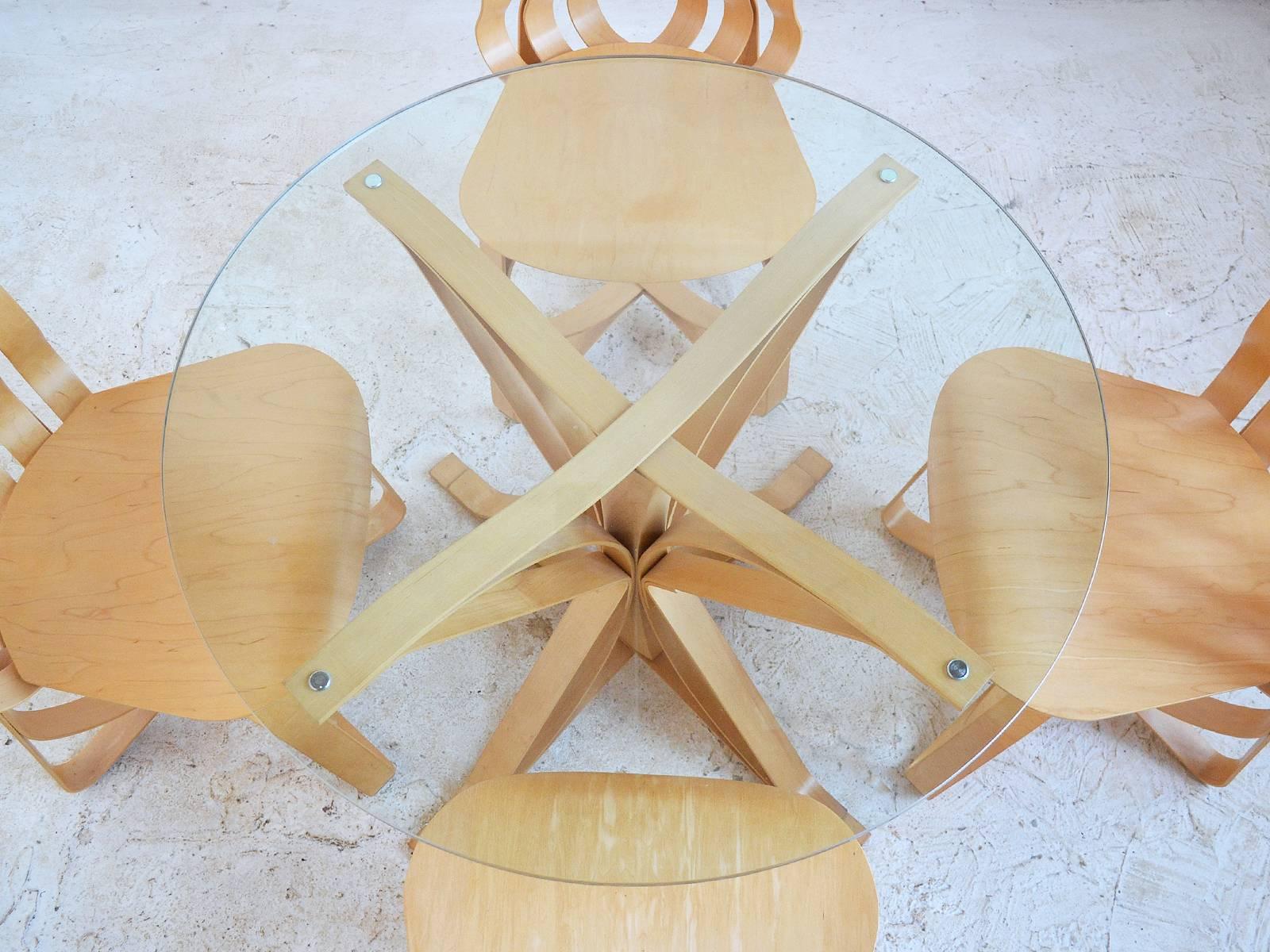 Late 20th Century Frank Gehry Dining Table and Chairs by Knoll