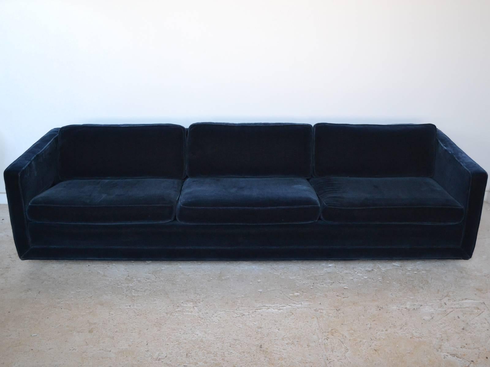 Ward Bennett Sofa in Mohair by Brickell In Good Condition In Highland, IN