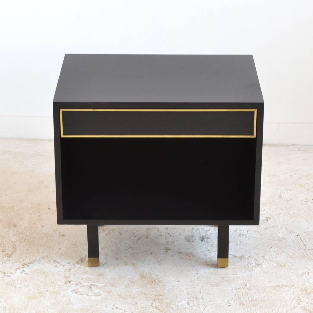 Mid-20th Century Harvey Probber End Table/ Nightstand