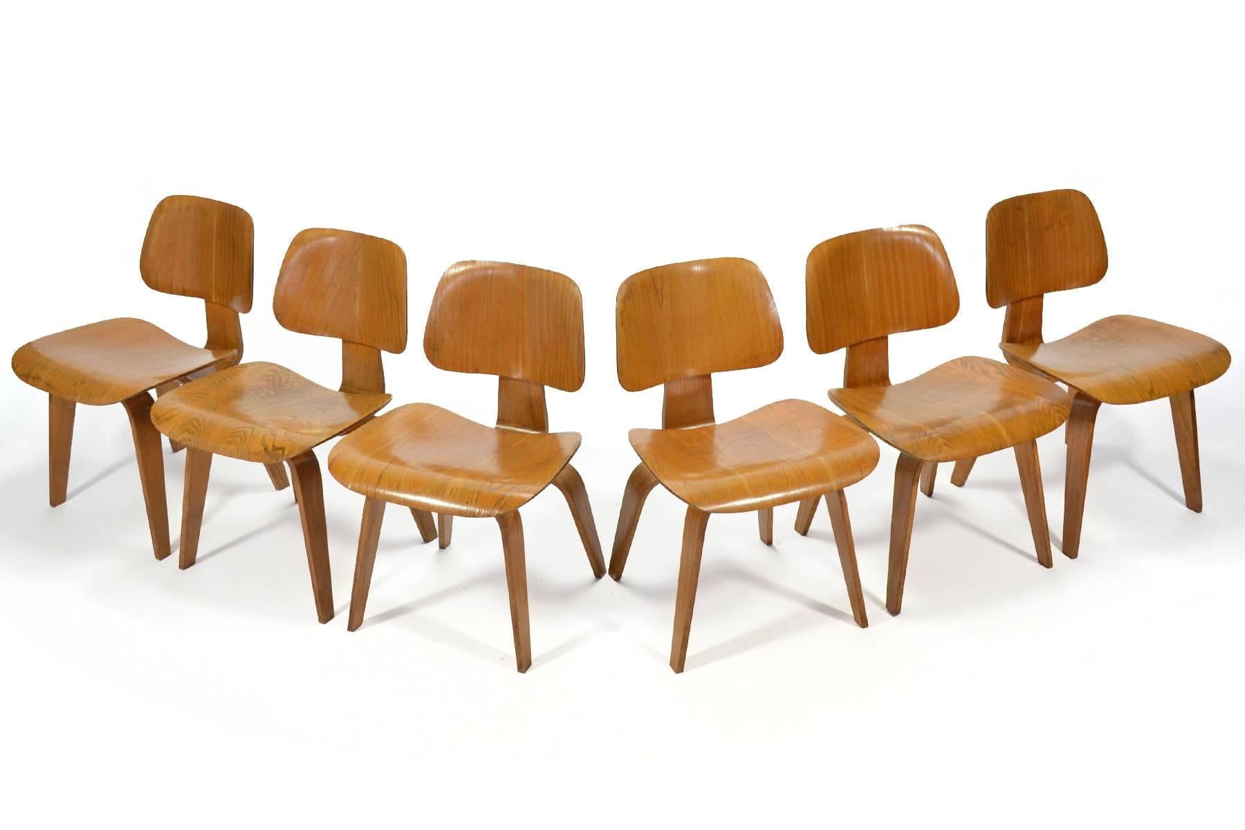 Eames DCW Chairs Set of Six Early Evans Production 3