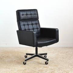Vincent Cafiero Executive Task Chair by Knoll