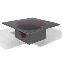 Maßgefertigter Couchtisch mit abstraktem Design