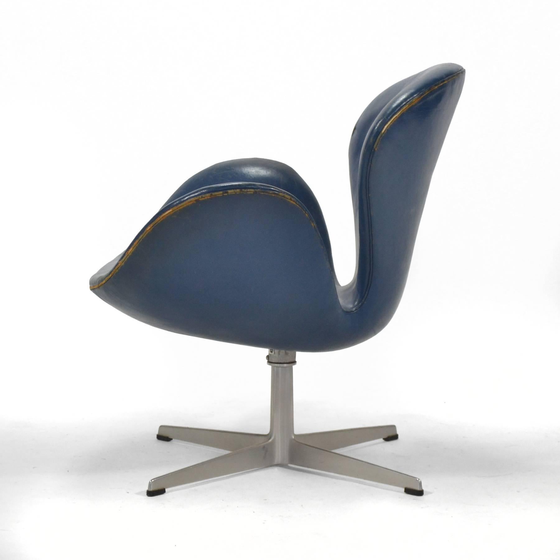 original swan chair
