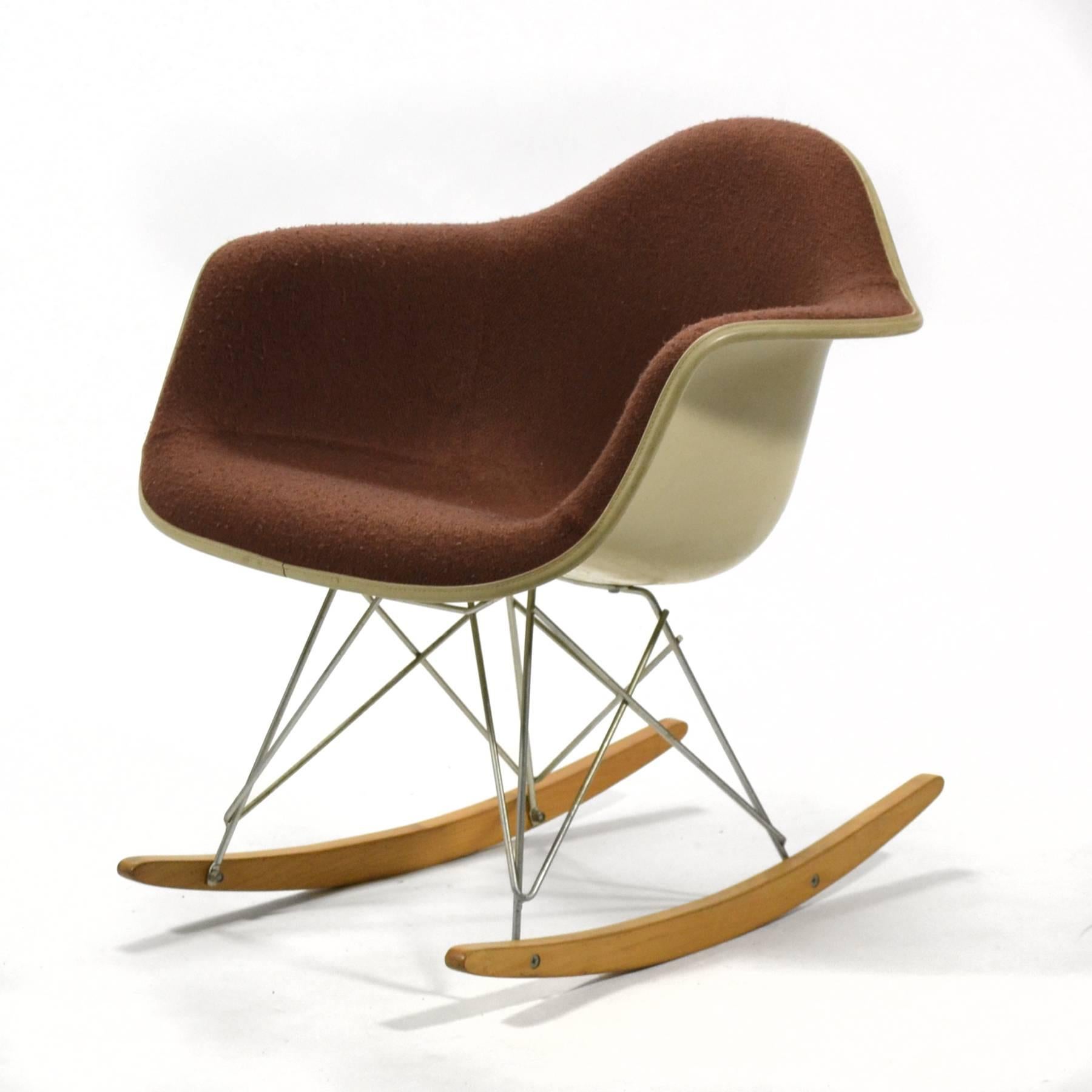 If an employee of Herman Miller were to have a child, they were given an Eames RAR rocking chair to commemorate the birth. It would be marked with a small placard commemorating the name and birthdate of the child. The beautiful example is one of