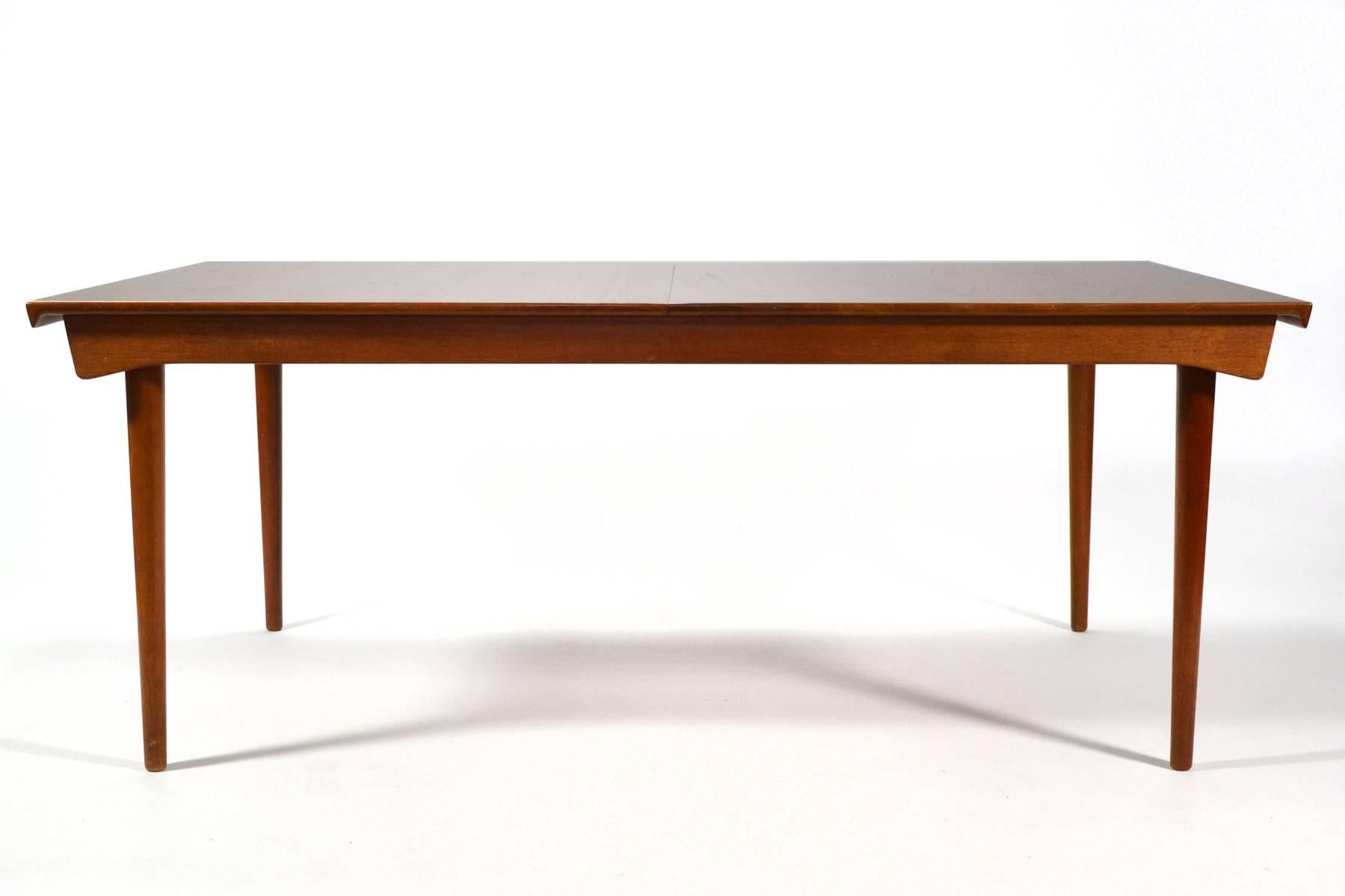 Scandinavian Modern Finn Juhl Model 540 Solid Teak Extension Table