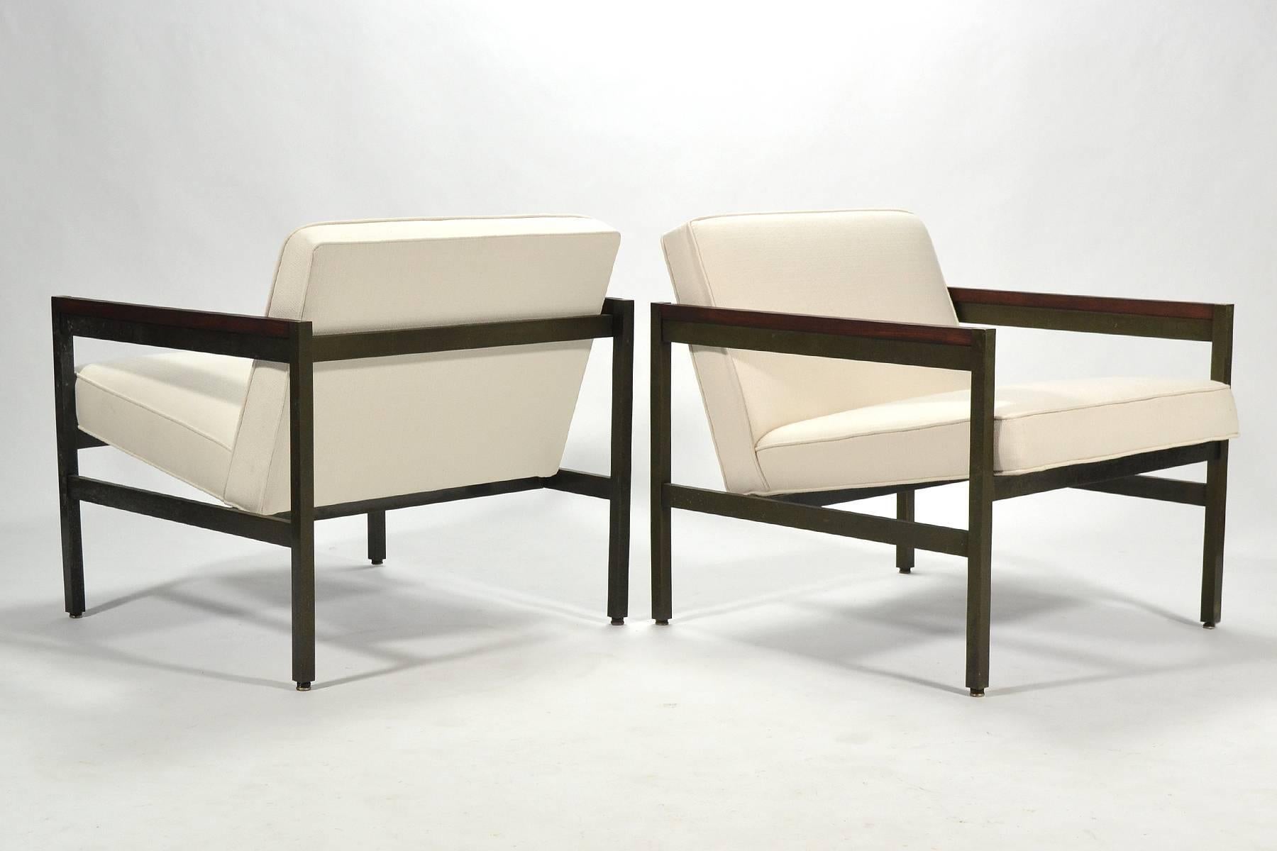 Mid-Century Modern Michael Taylor Pair of Bronze Framed Lounge Chairs by Baker