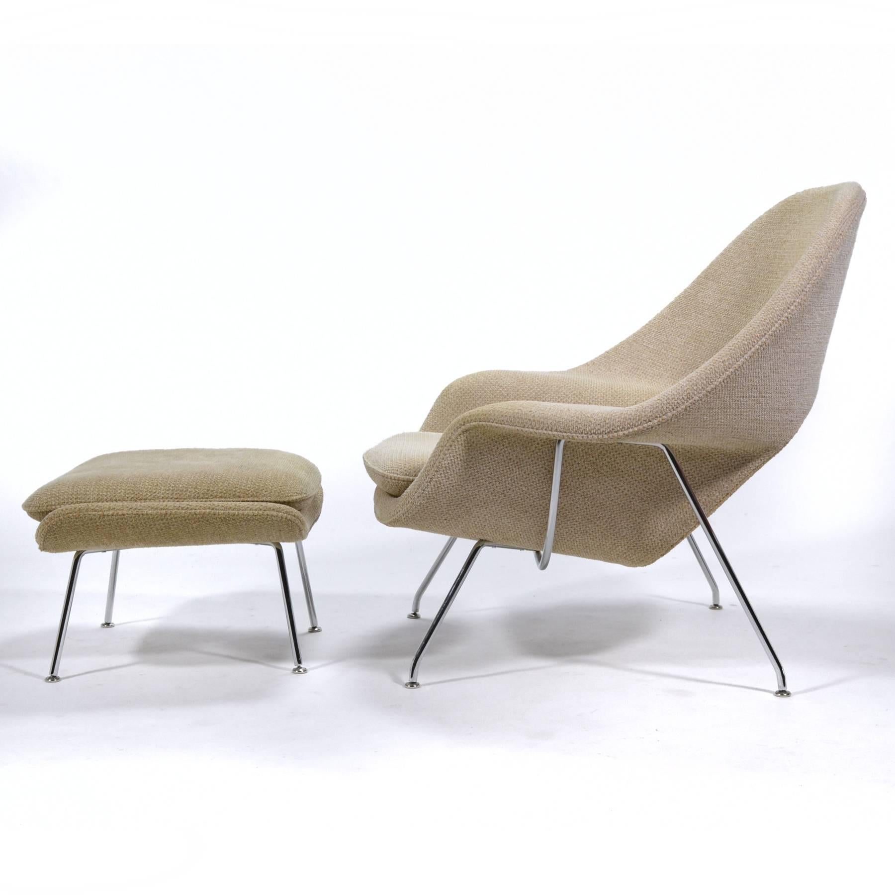 Eero Saarinen Womb Chair and Ottoman by Knoll In Good Condition In Highland, IN