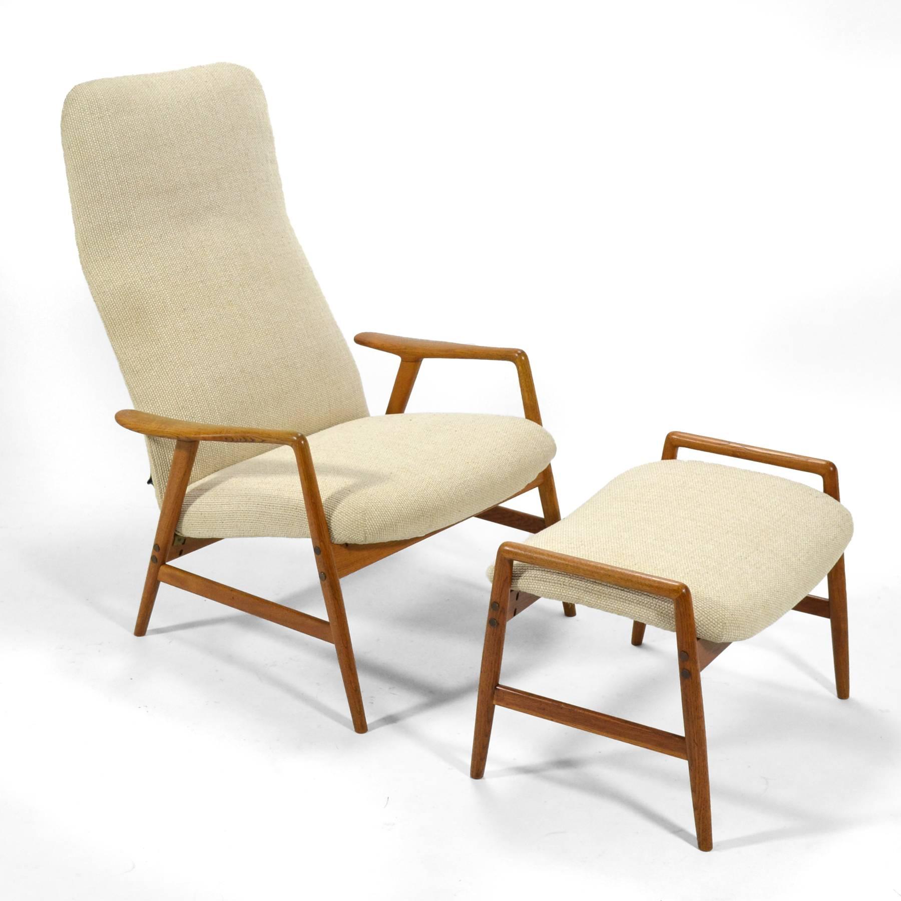 Mid-20th Century Alf Svensson Kontour Reclining Lounge Chair and Ottoman