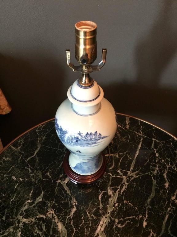 Handsome Single Blue and White Chinese Export Baluster Mounted as Lamp For Sale 1